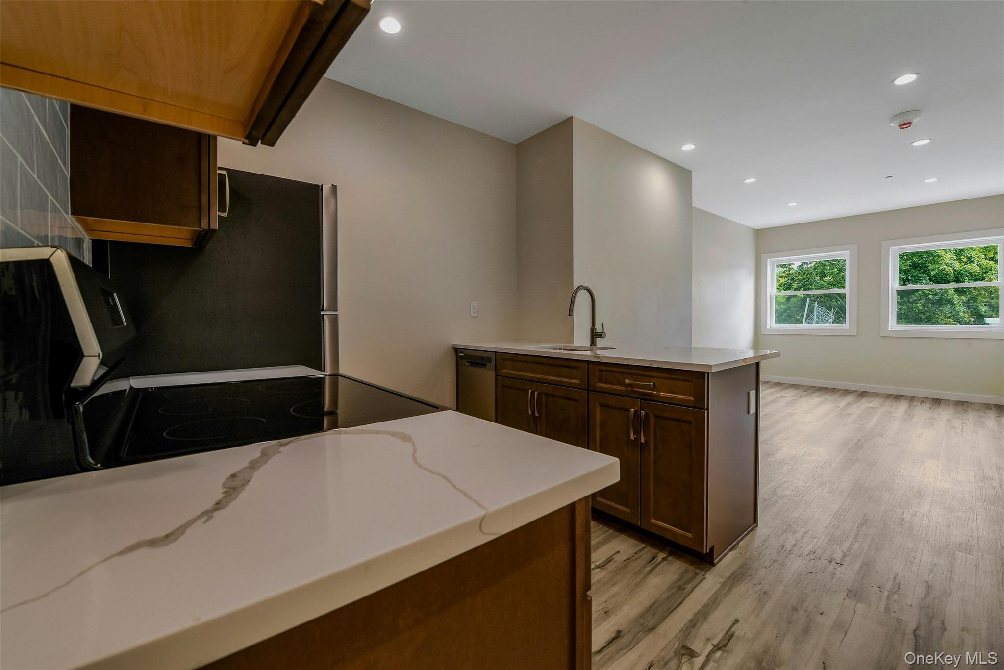 400 New York Avenue, Huntington, NY 11743