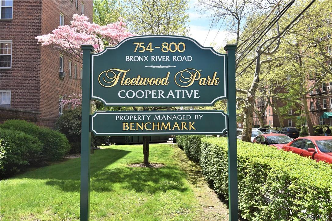 796 Bronx River Road # B38, Bronxville, NY 10708