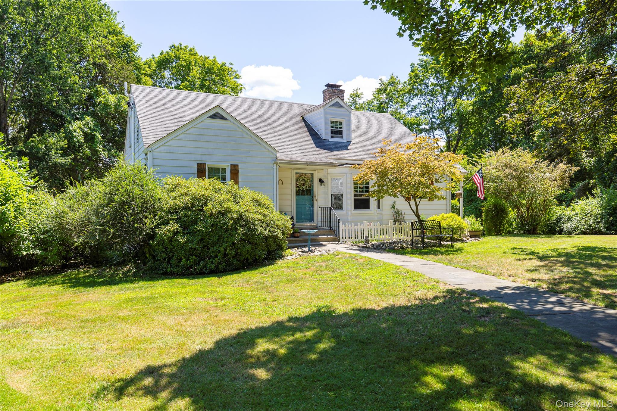 35 Sheldon Drive, Poughkeepsie, NY 12603