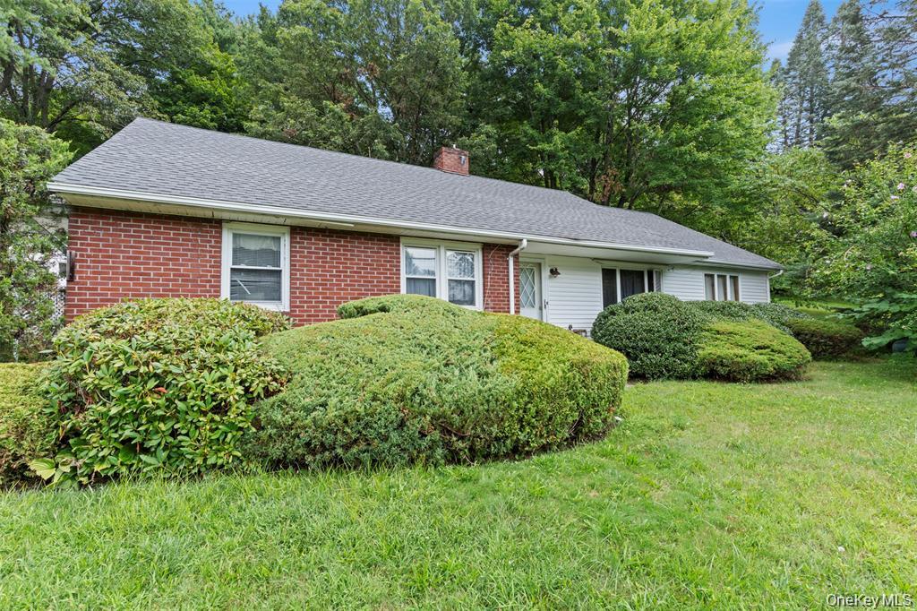 737 Broadway (aka 9W), Ulster Park, NY 12487