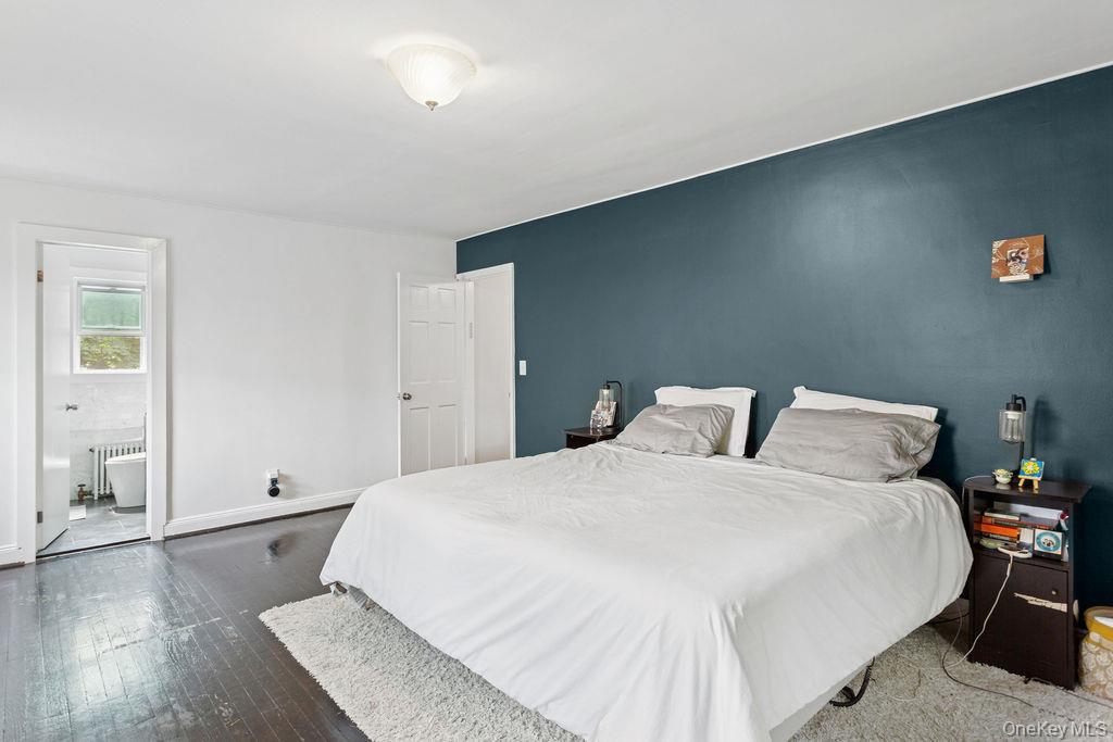 161 Midgely Drive, Hewlett, NY 11557