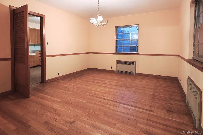 14922 32nd Avenue, Flushing, NY 11354