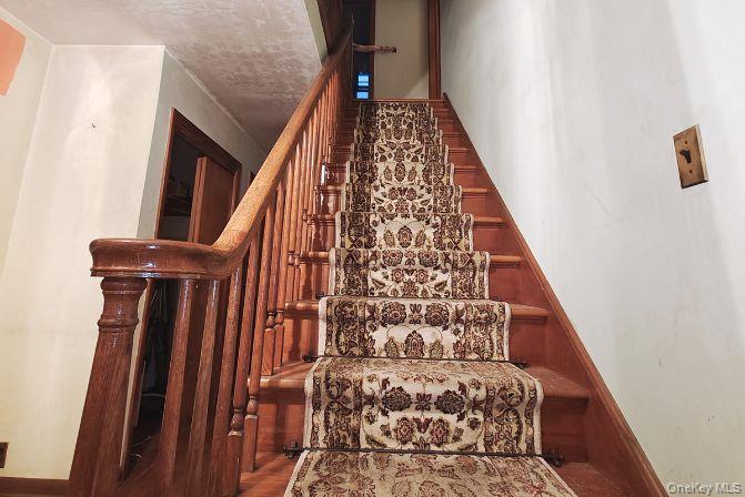 14922 32nd Avenue, Flushing, NY 11354