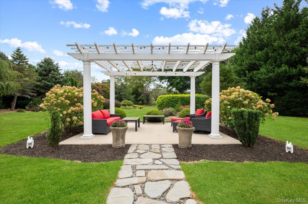 58 Rofay Drive, East Northport, NY 11731