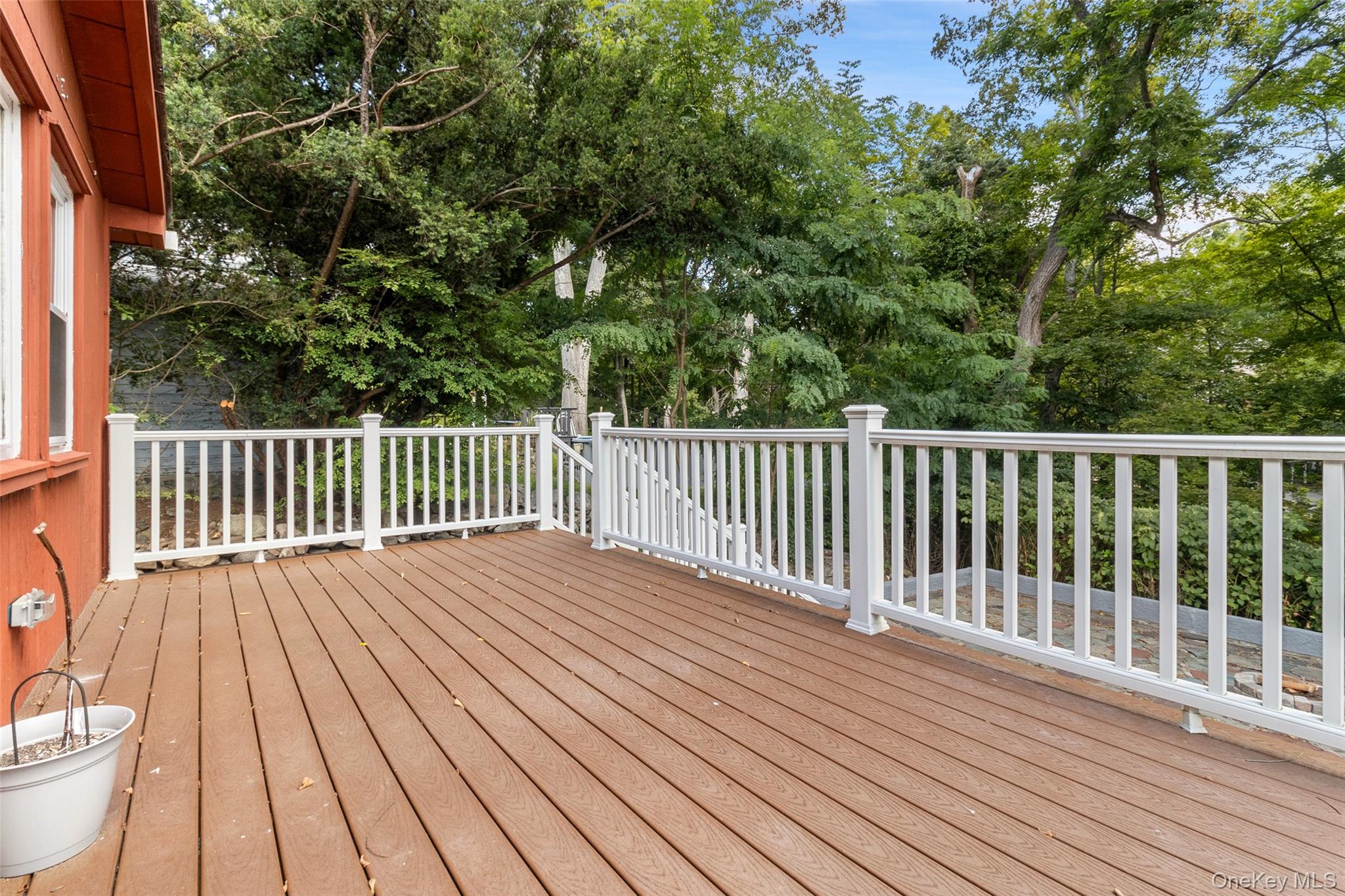 6 Brookside Drive, Yorktown Heights, NY 10598