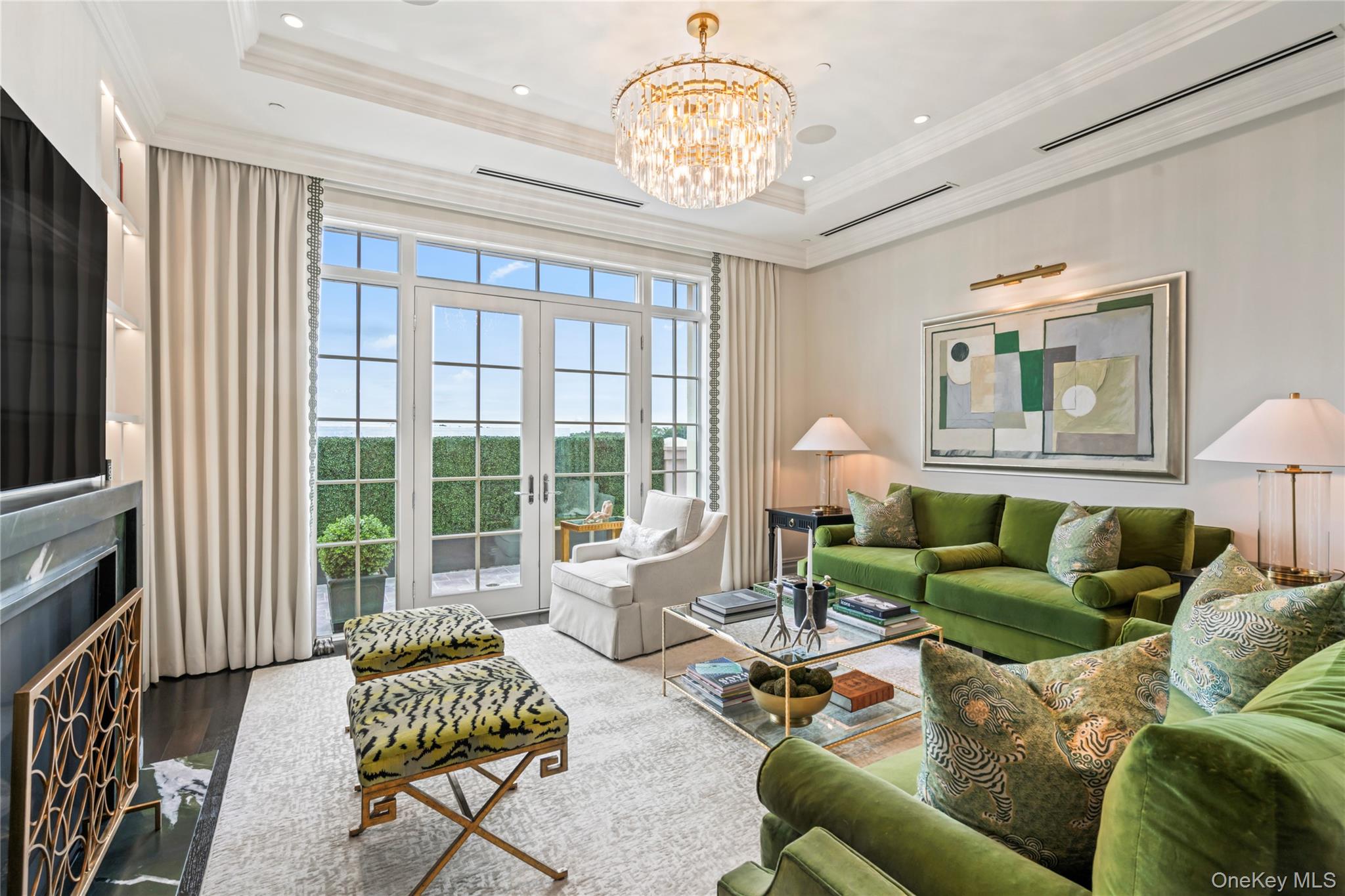 6000 Royal Court # 6307, North Hills, NY 11040