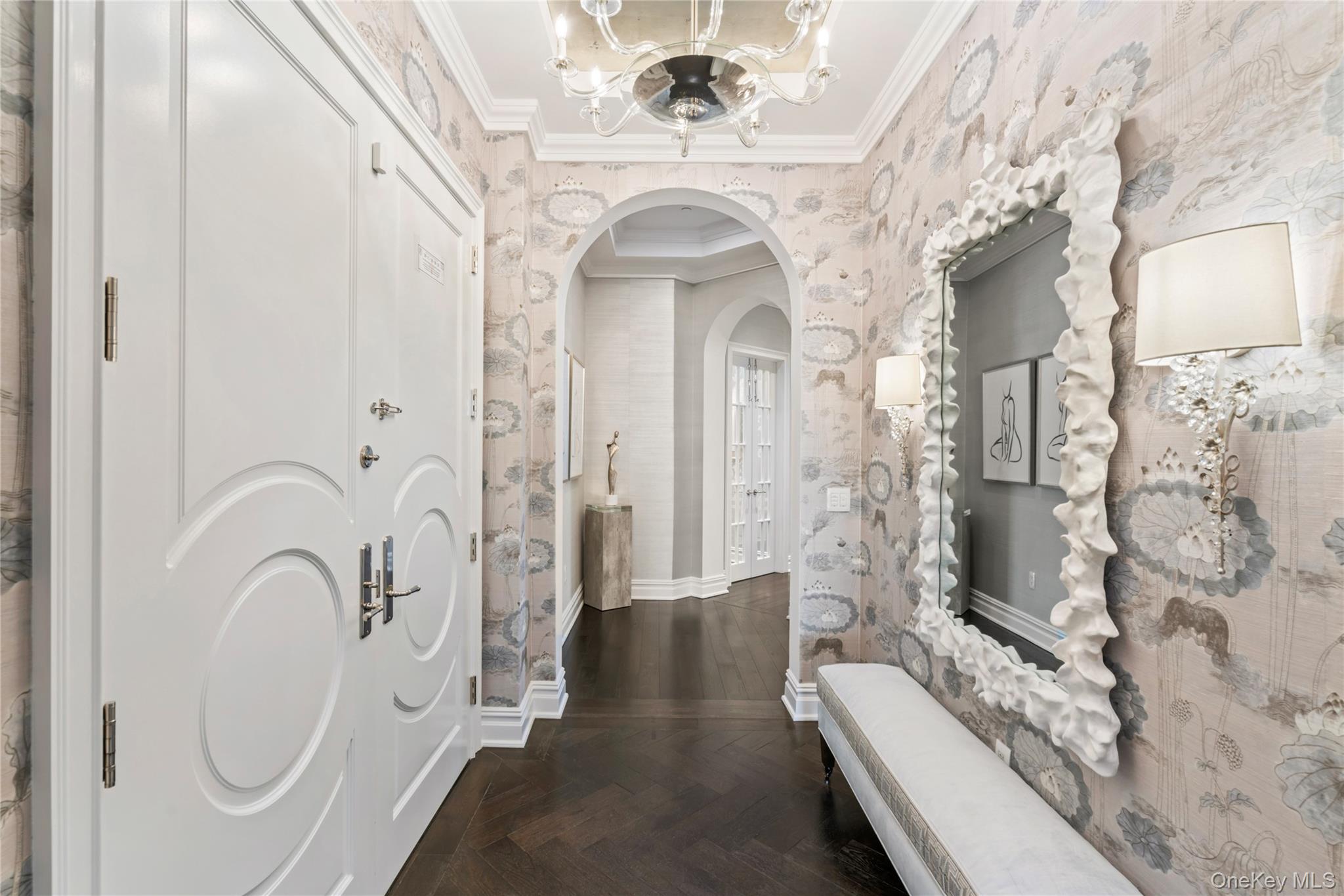 6000 Royal Court # 6307, North Hills, NY 11040