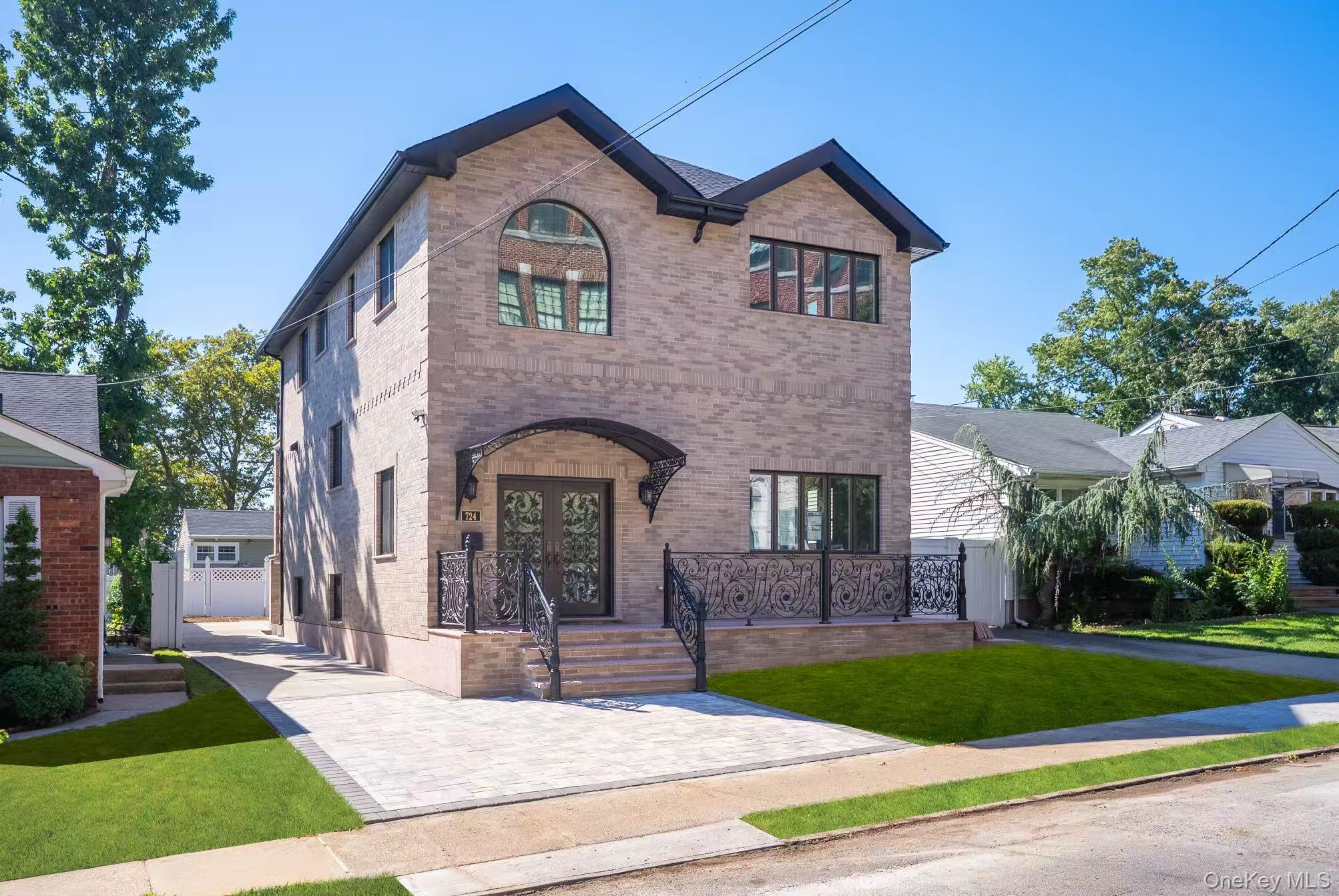 7-24 128 Street, Flushing, NY 11356