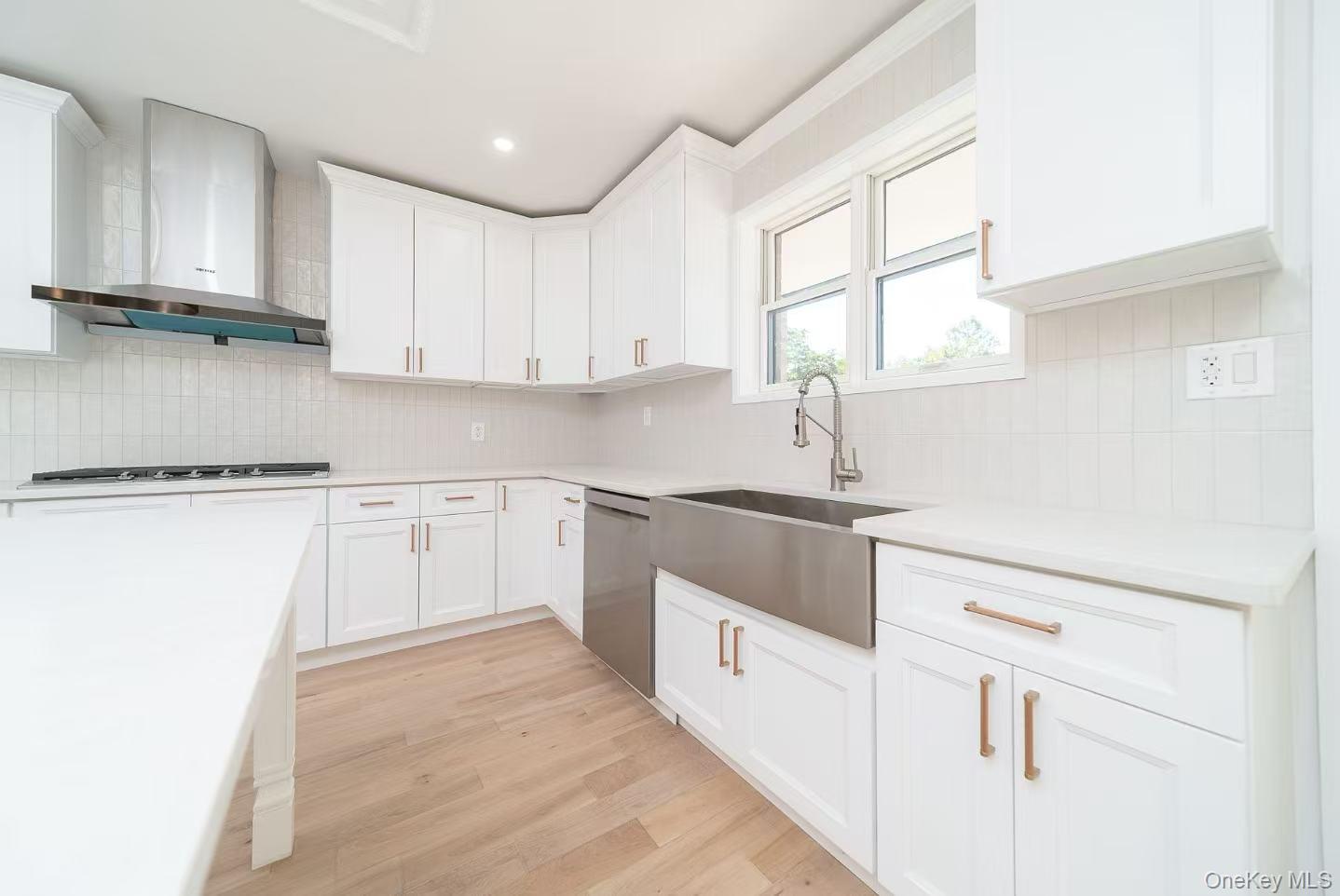 7-24 128 Street, Flushing, NY 11356