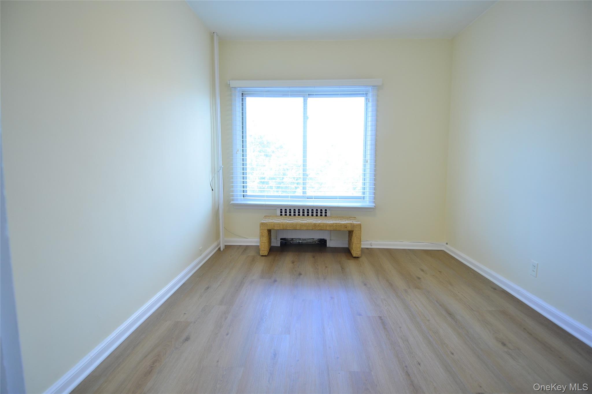 42 Glen Road, Eastchester, NY 10709