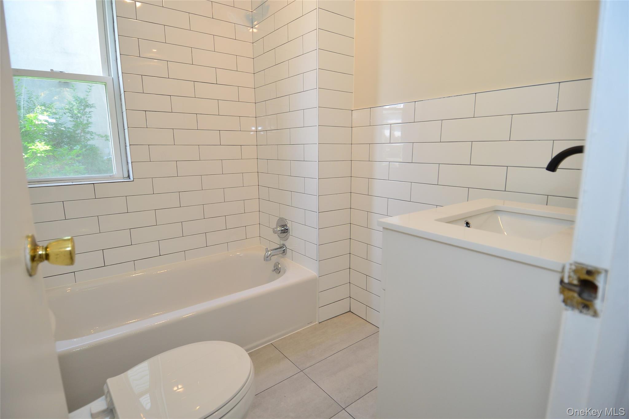 42 Glen Road, Eastchester, NY 10709