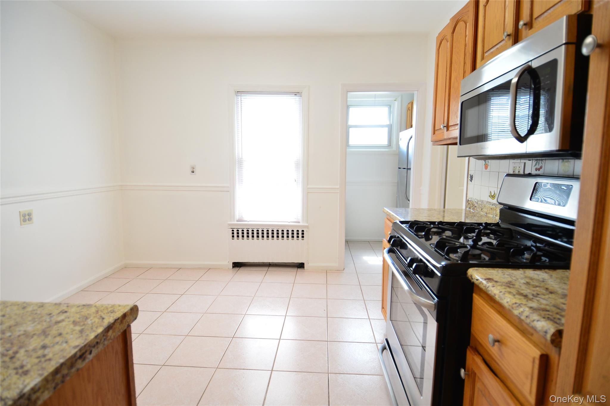 42 Glen Road, Eastchester, NY 10709