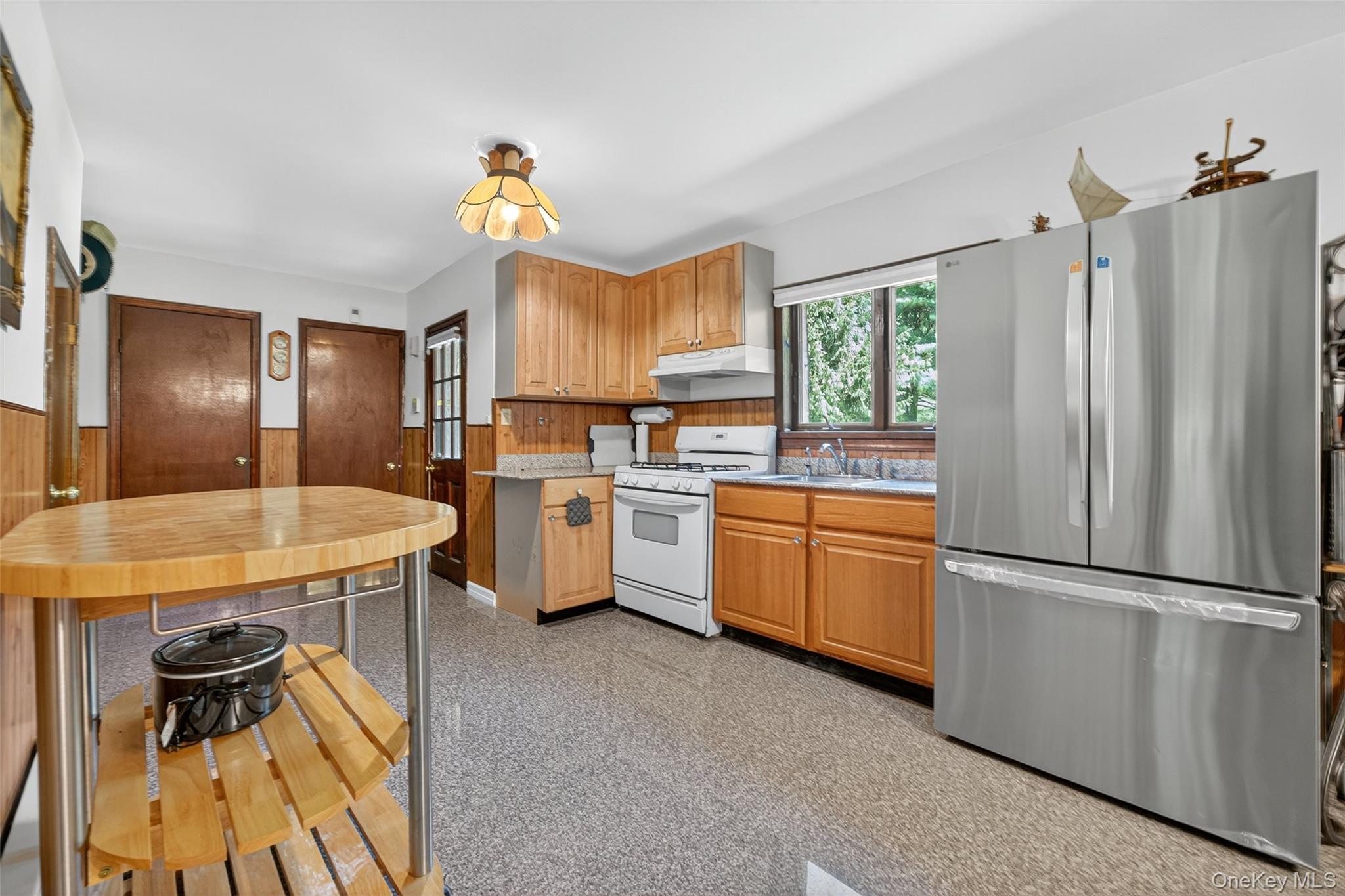 1441 Ulster Heights Road, Ellenville, NY 12428