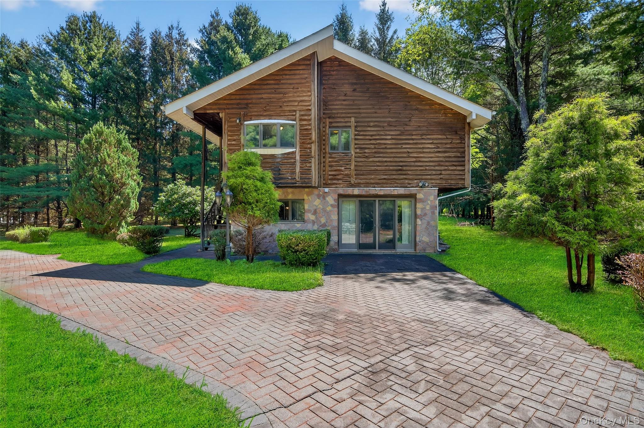 1441 Ulster Heights Road, Ellenville, NY 12428