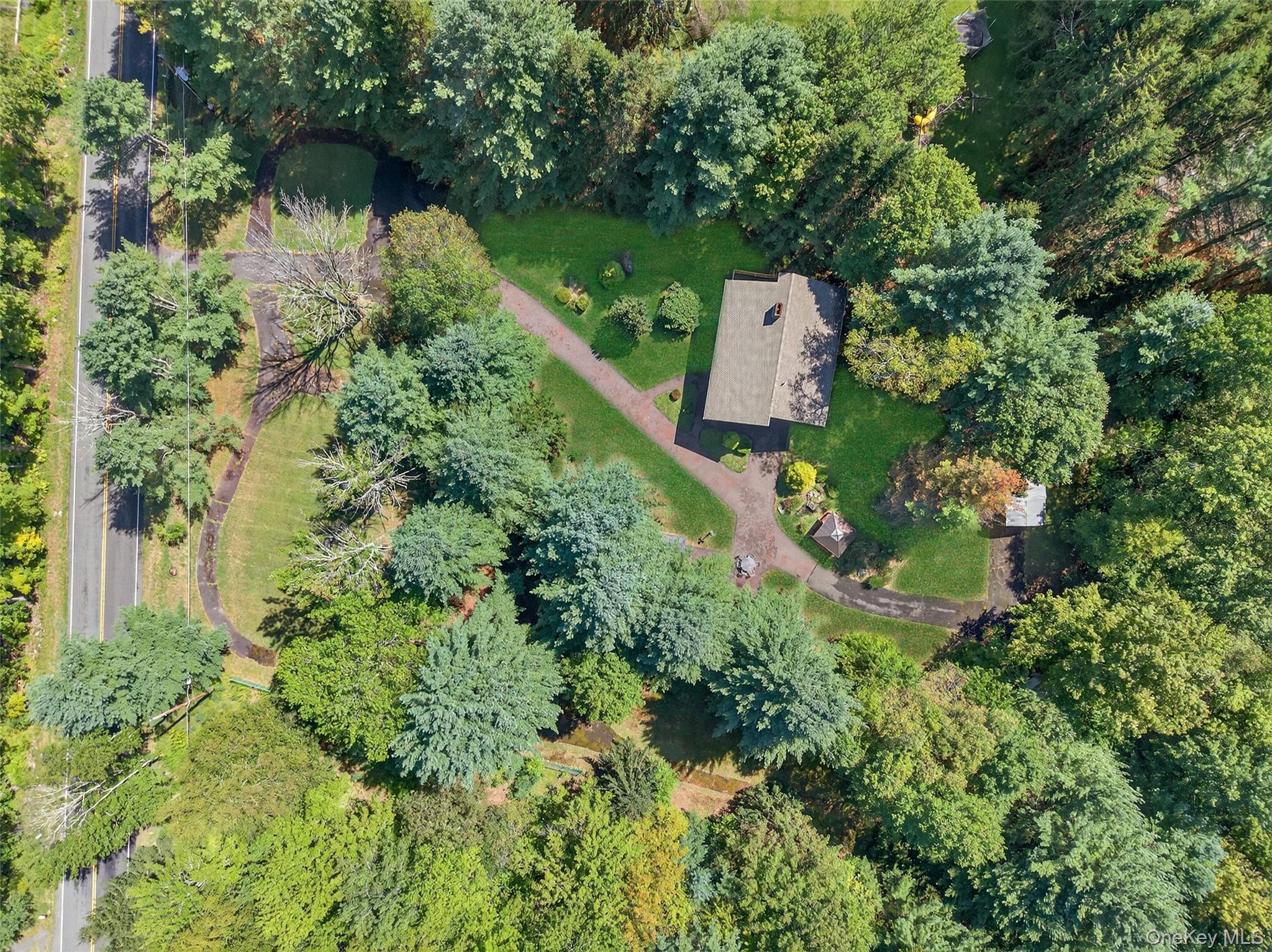 1441 Ulster Heights Road, Ellenville, NY 12428