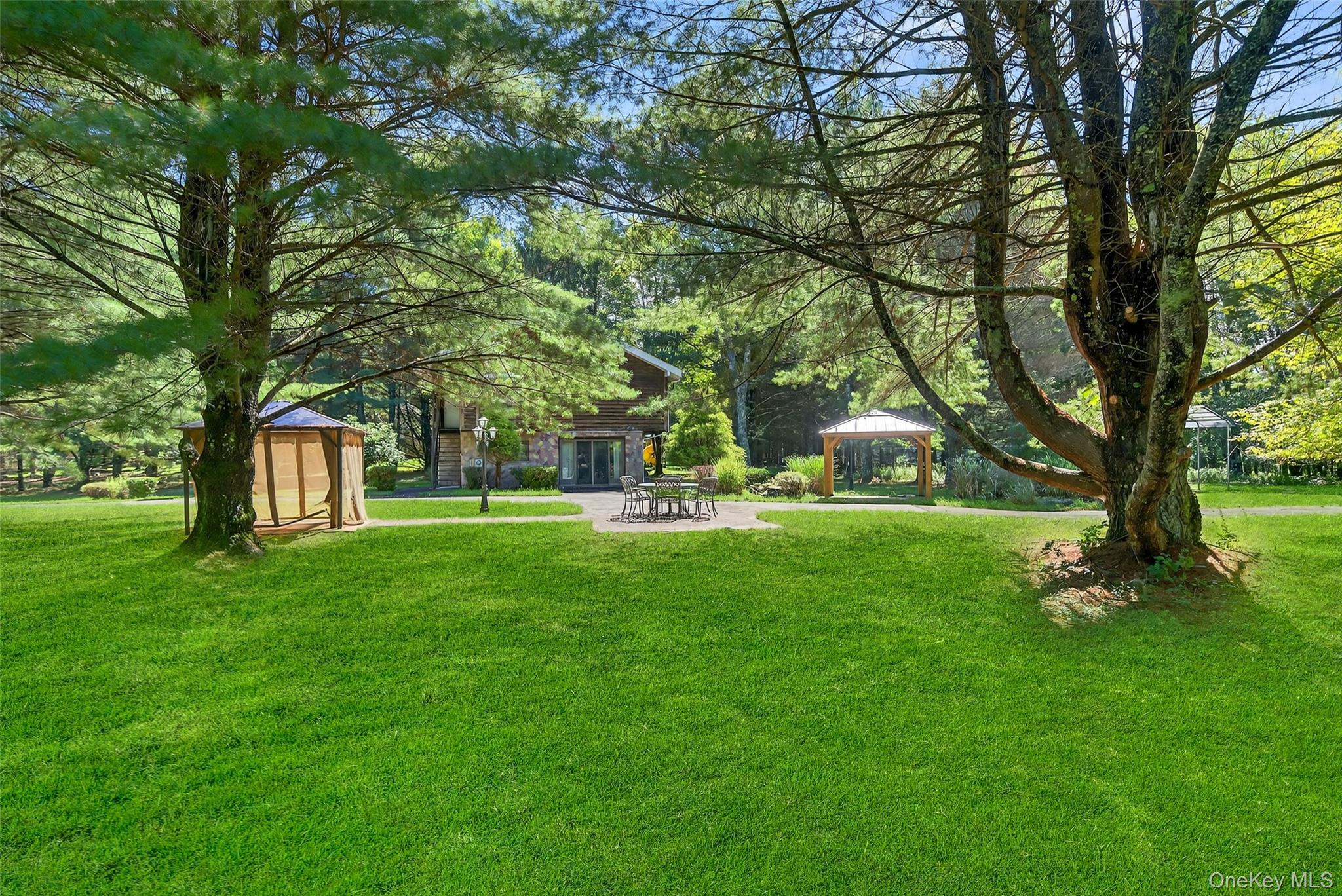 1441 Ulster Heights Road, Ellenville, NY 12428