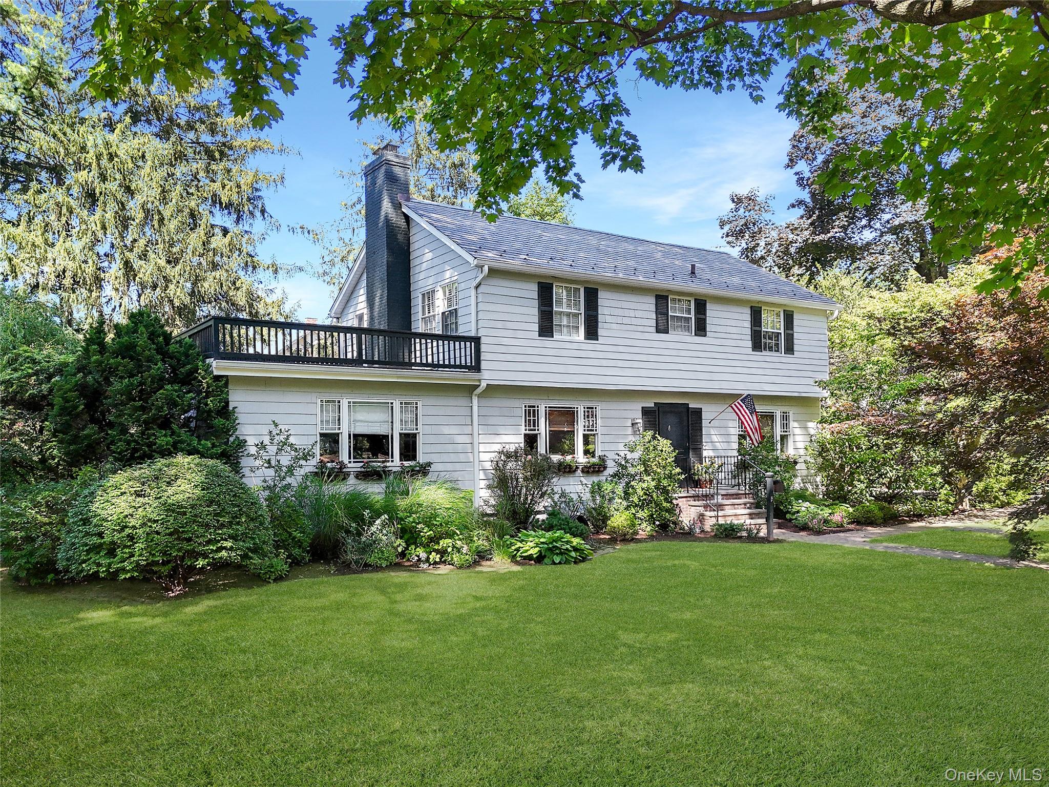 7 Reid Avenue, Port Washington, NY 11050