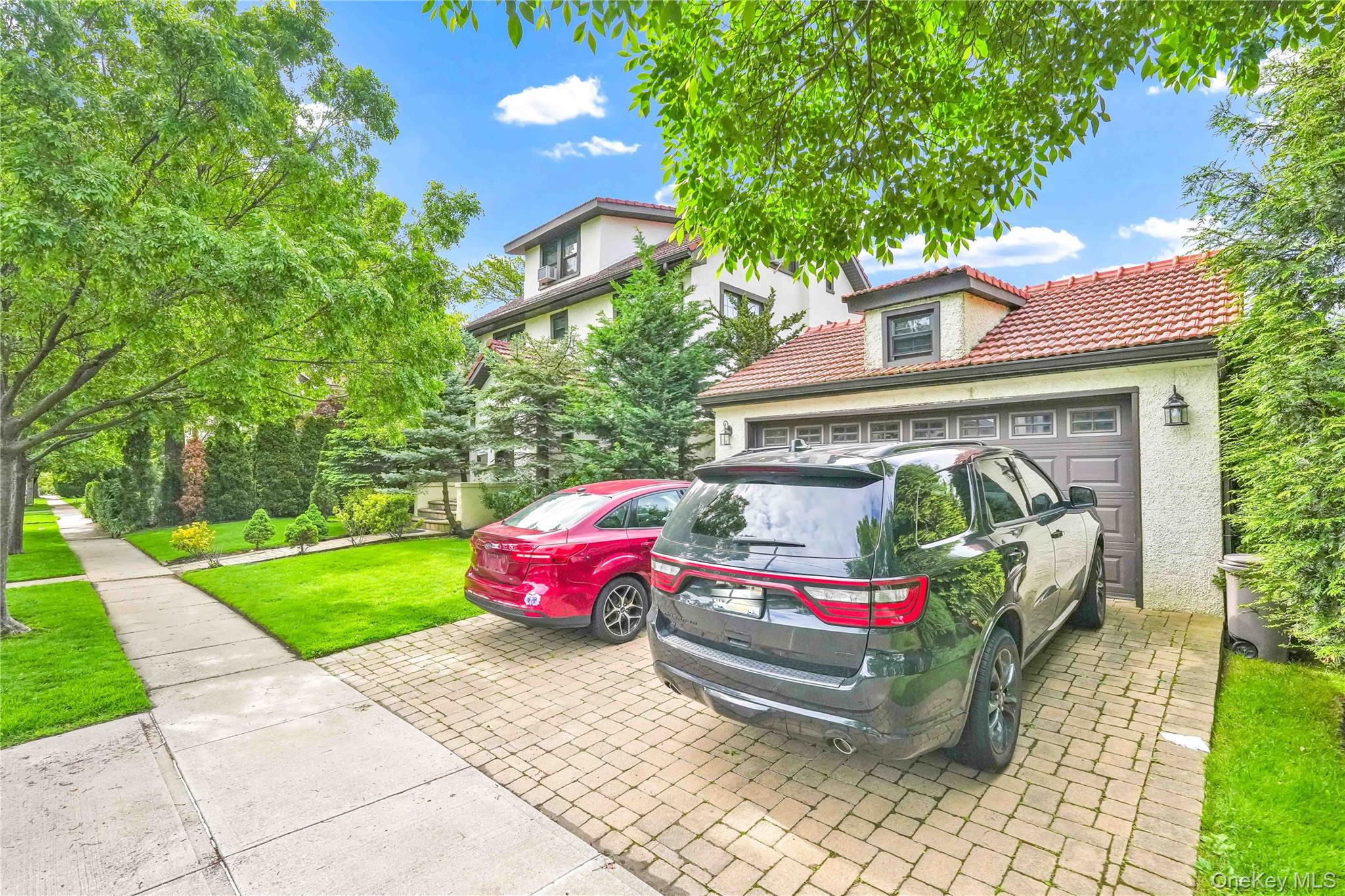 16008 12th Road, Beechhurst, NY 11357