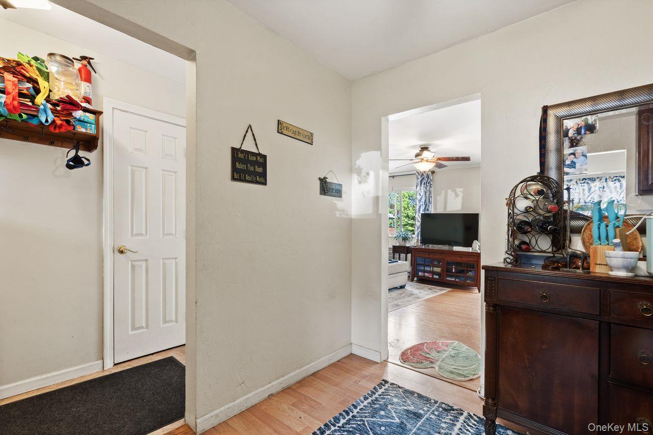 56 Coachlight Square # 56, Montrose, NY 10548