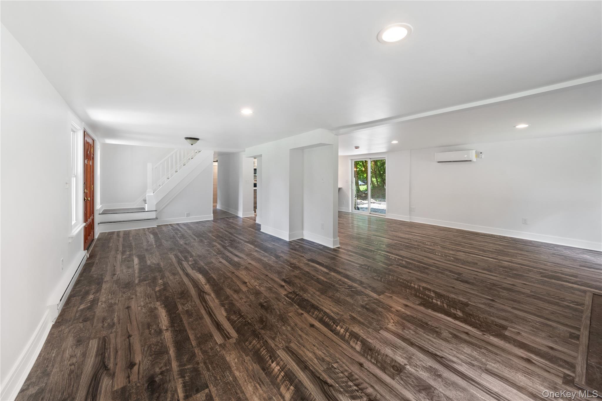 35 Honeymoon Lane, Lagrangeville, NY 12603