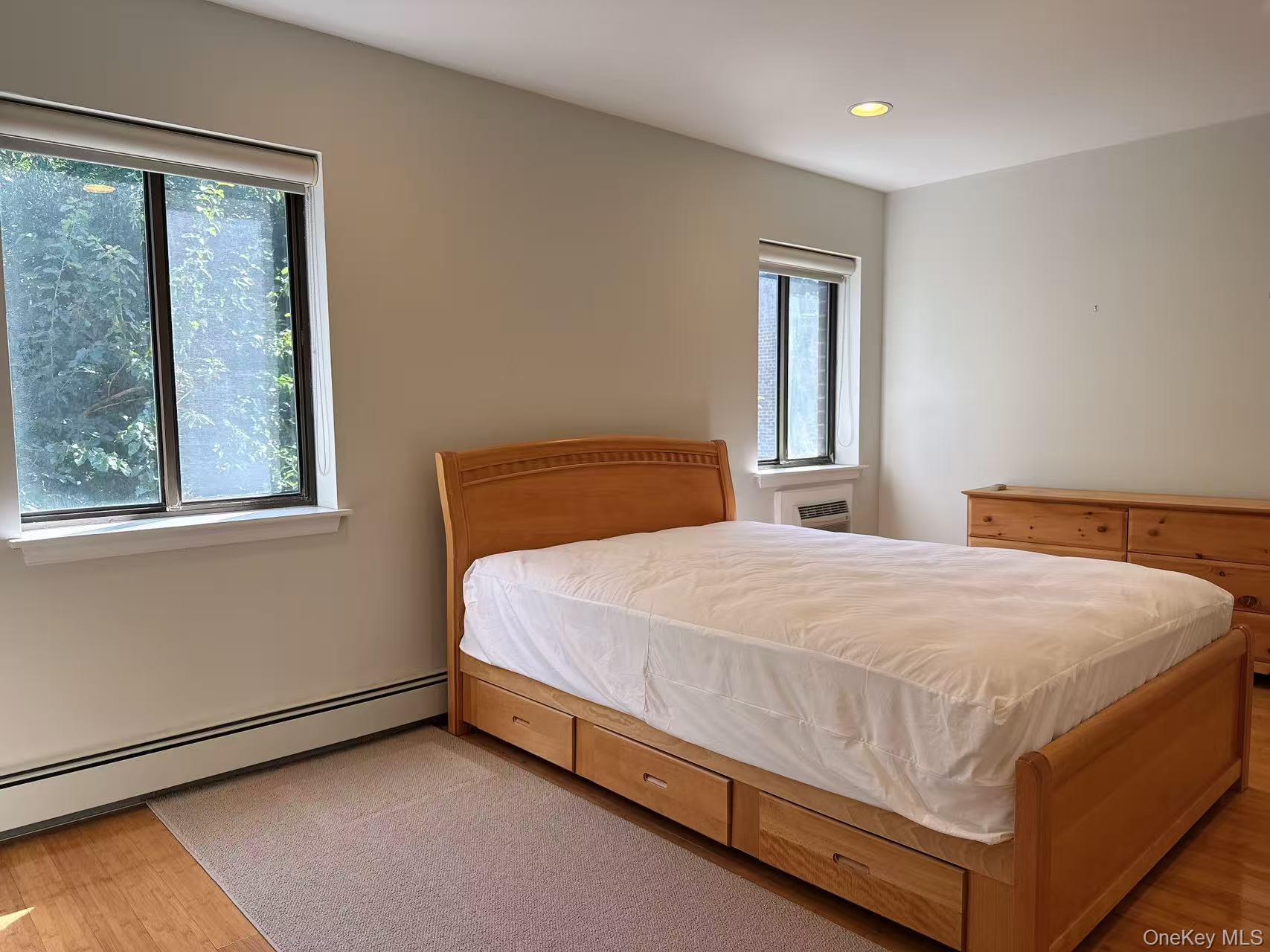 14134 33rd Avenue # 2D, Flushing, NY 11354