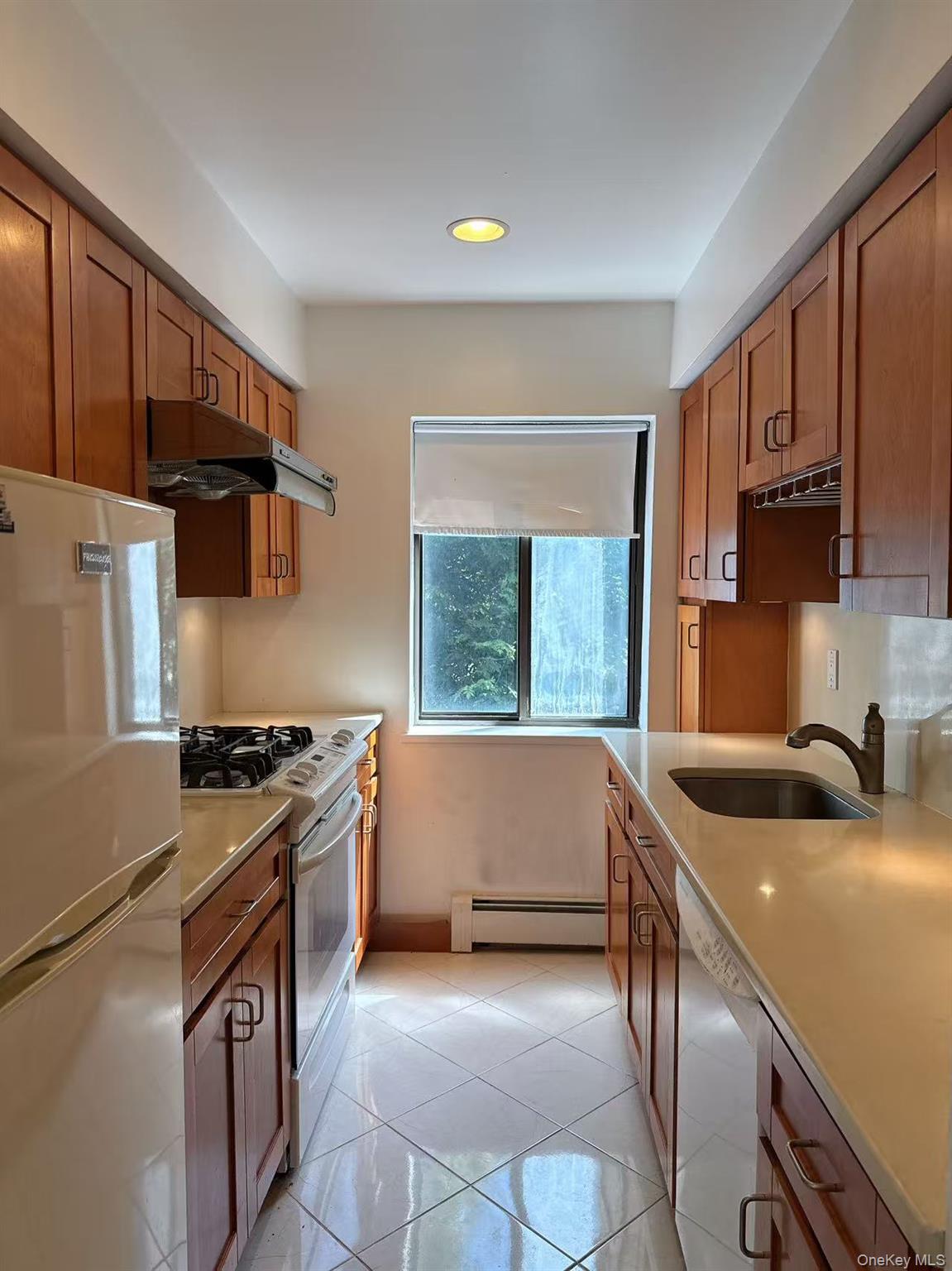 14134 33rd Avenue # 2D, Flushing, NY 11354