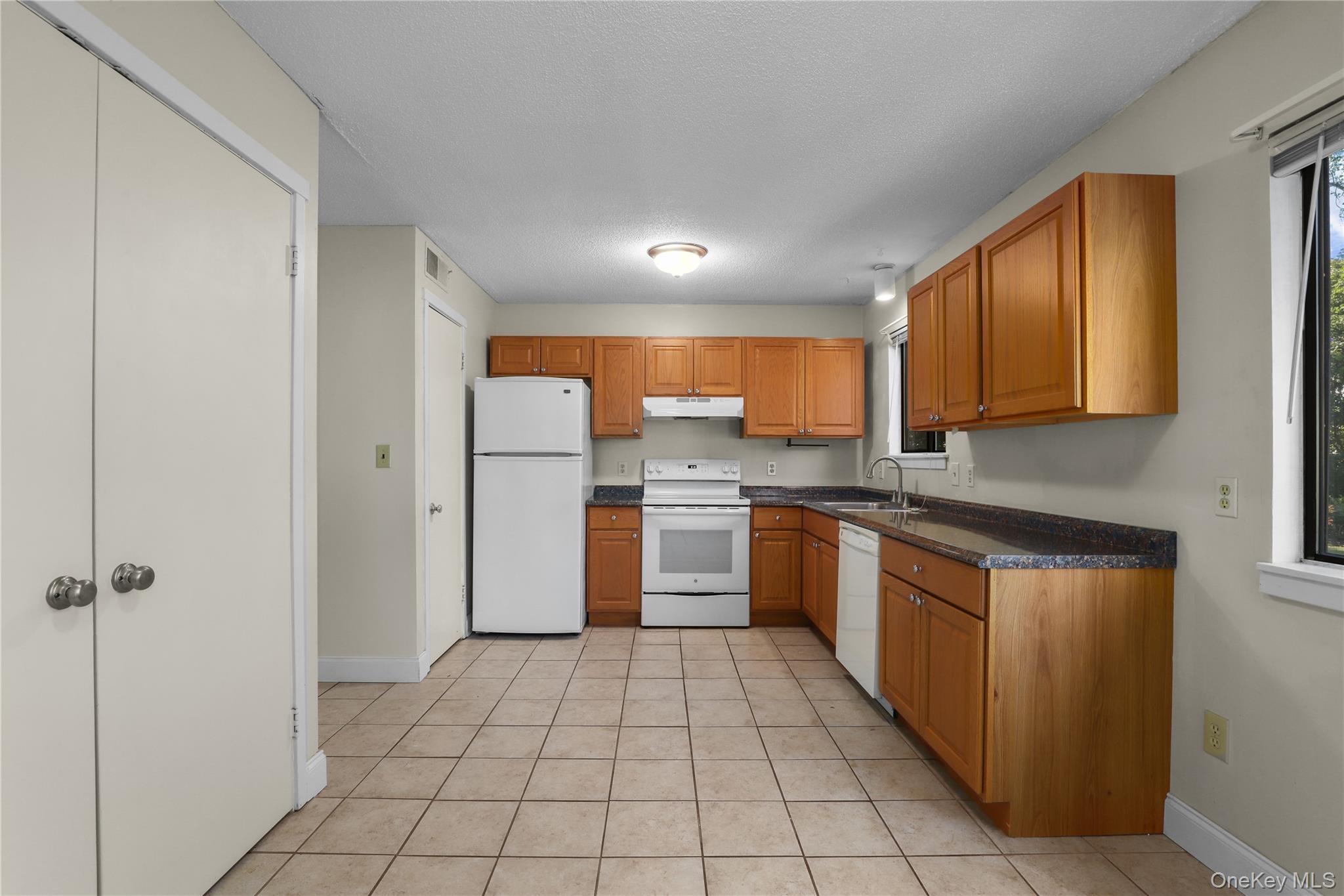 316 Heritage Hills # A, Somers, NY 10589