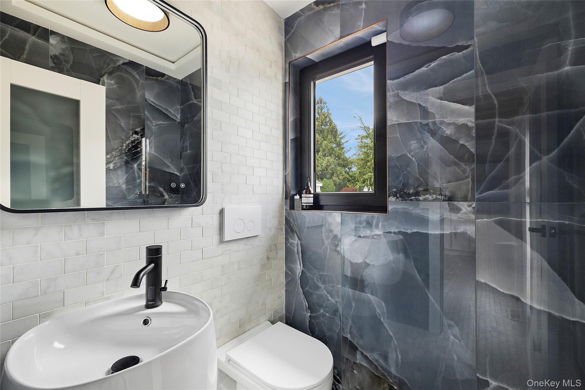 4 Miller Farms Court, Miller Place, NY 11764