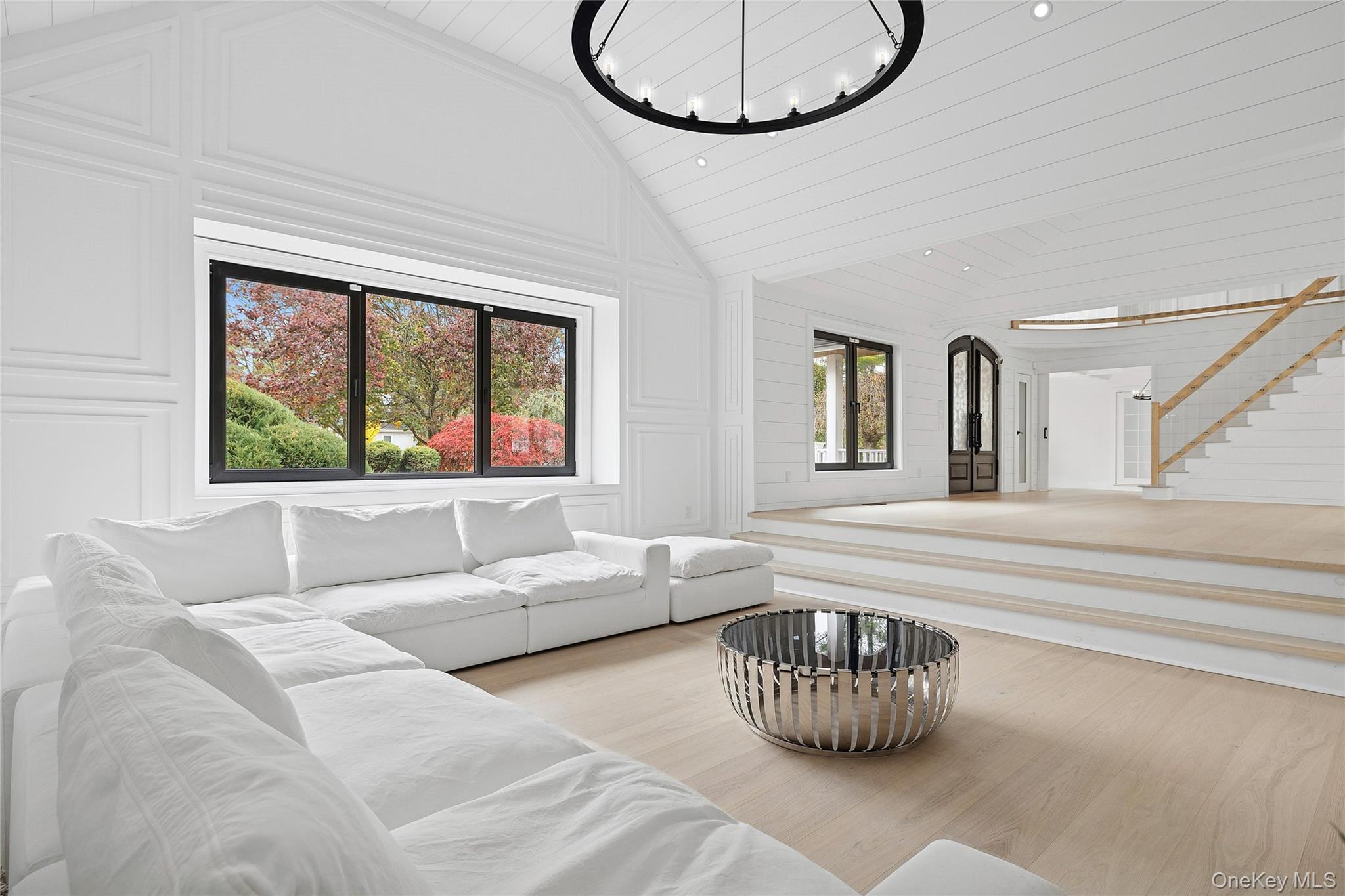 4 Miller Farms Court, Miller Place, NY 11764