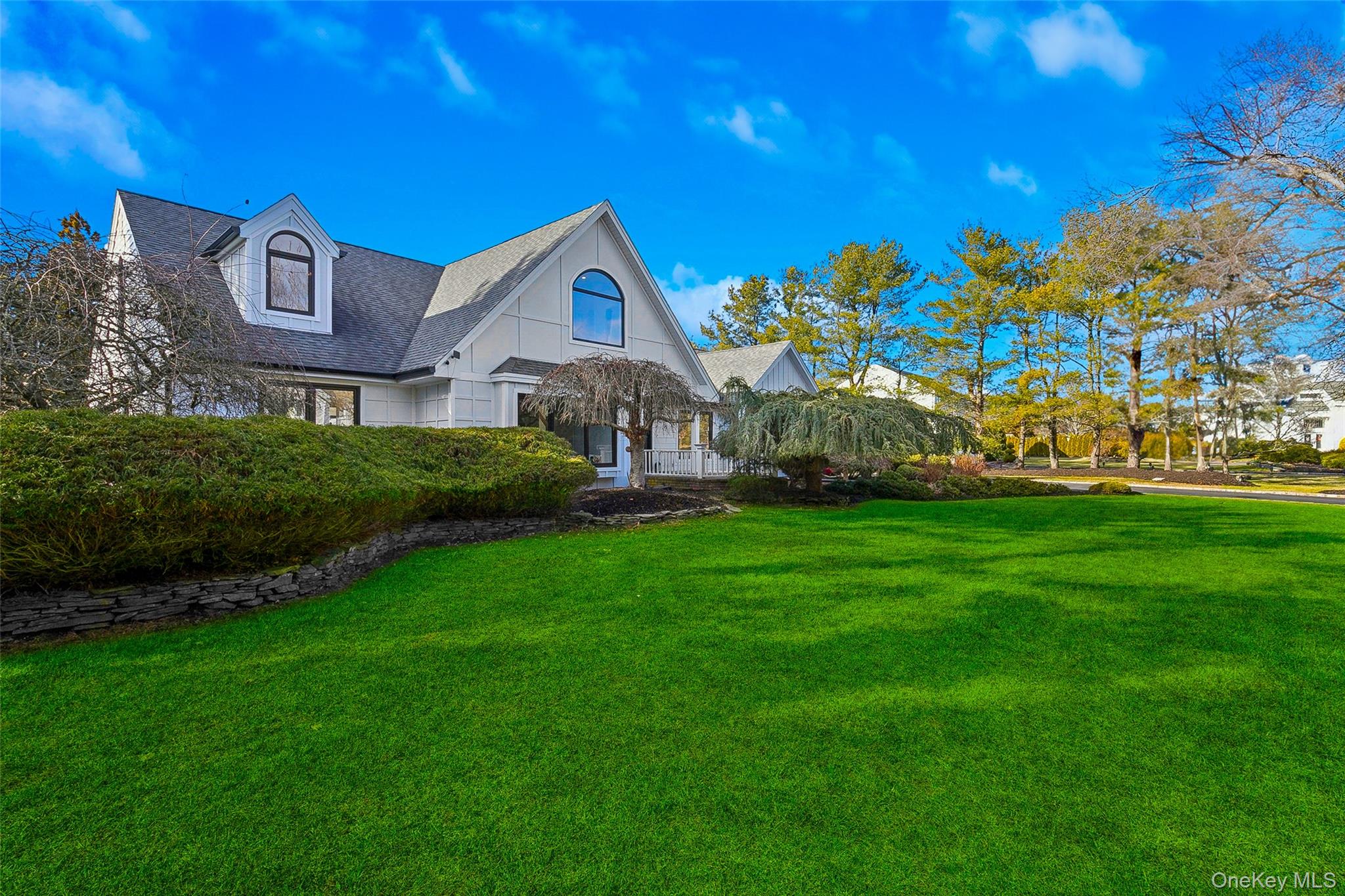 4 Miller Farms Court, Miller Place, NY 11764