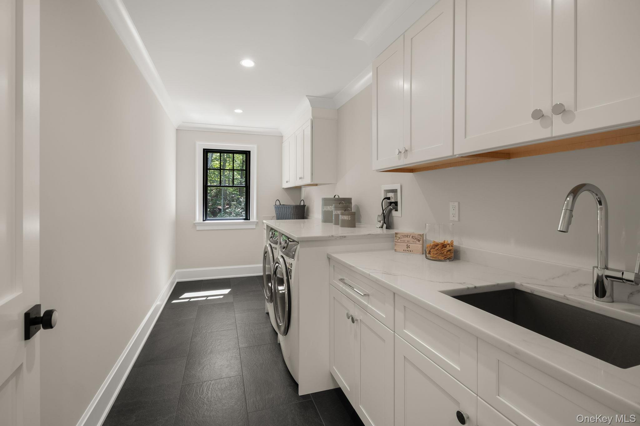 64 Saw Mill Road, Cold Spring Harbor, NY 11724