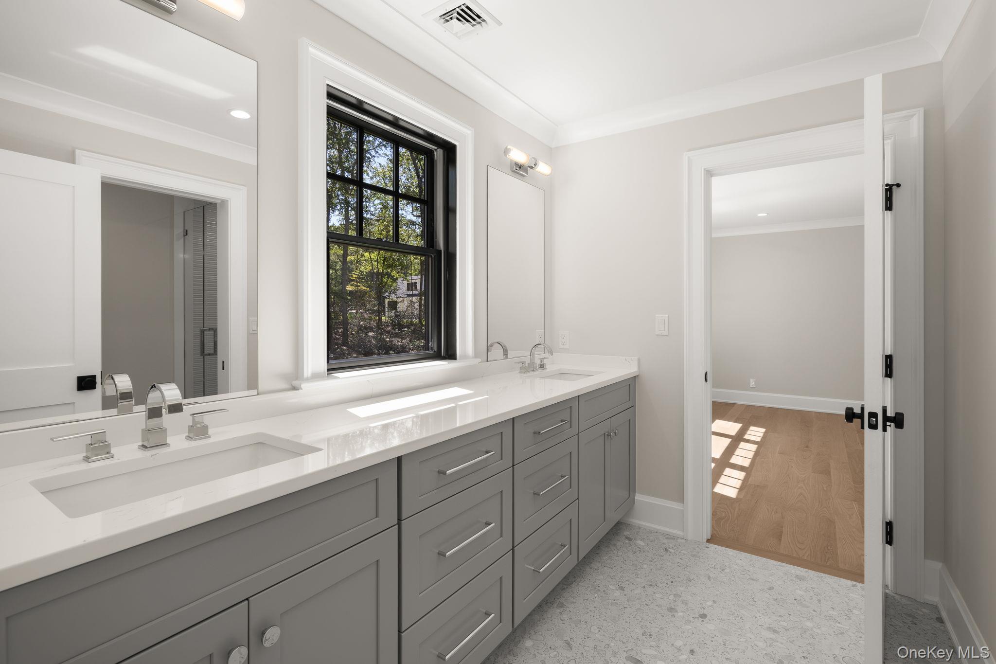 64 Saw Mill Road, Cold Spring Harbor, NY 11724