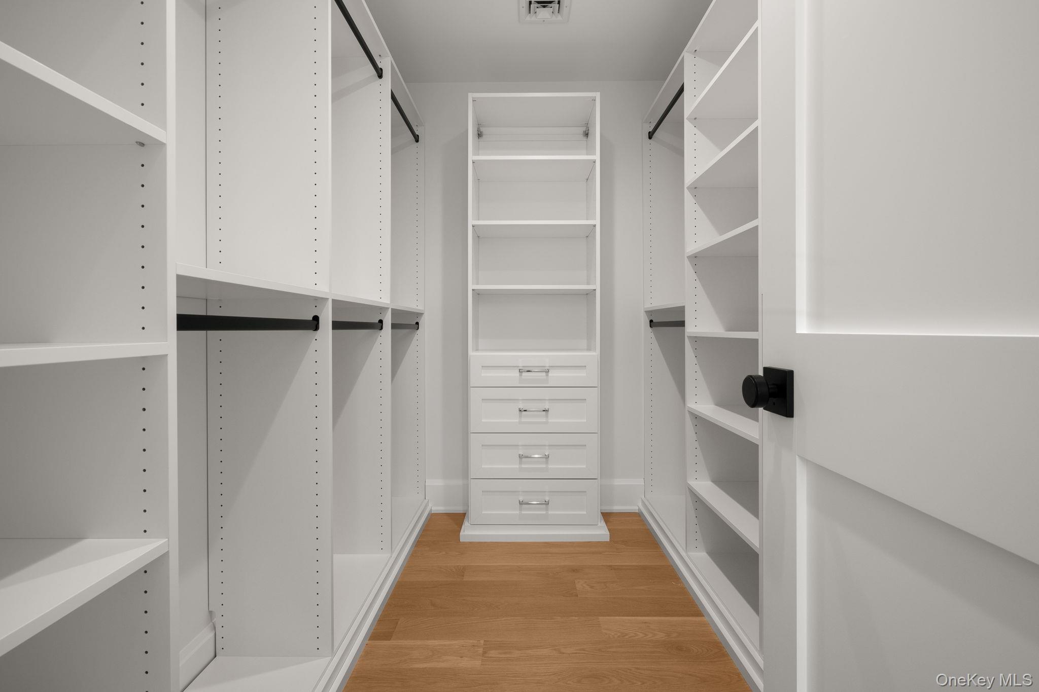 64 Saw Mill Road, Cold Spring Harbor, NY 11724