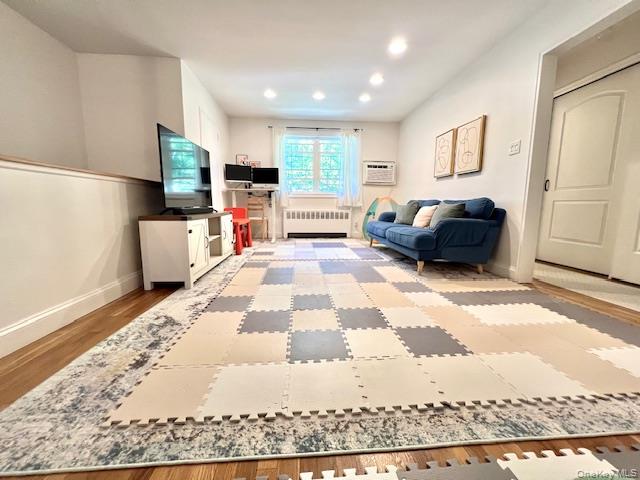 224-44 Kingsbury Avenue # 2, Bayside, NY 11364