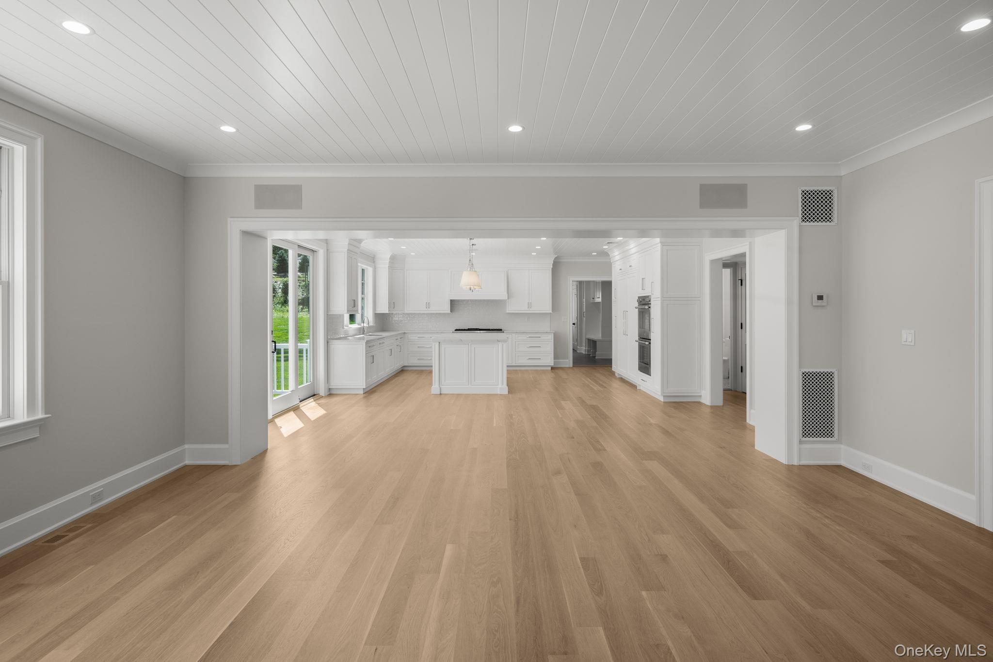 68 Saw Mill Road, Cold Spring Harbor, NY 11724