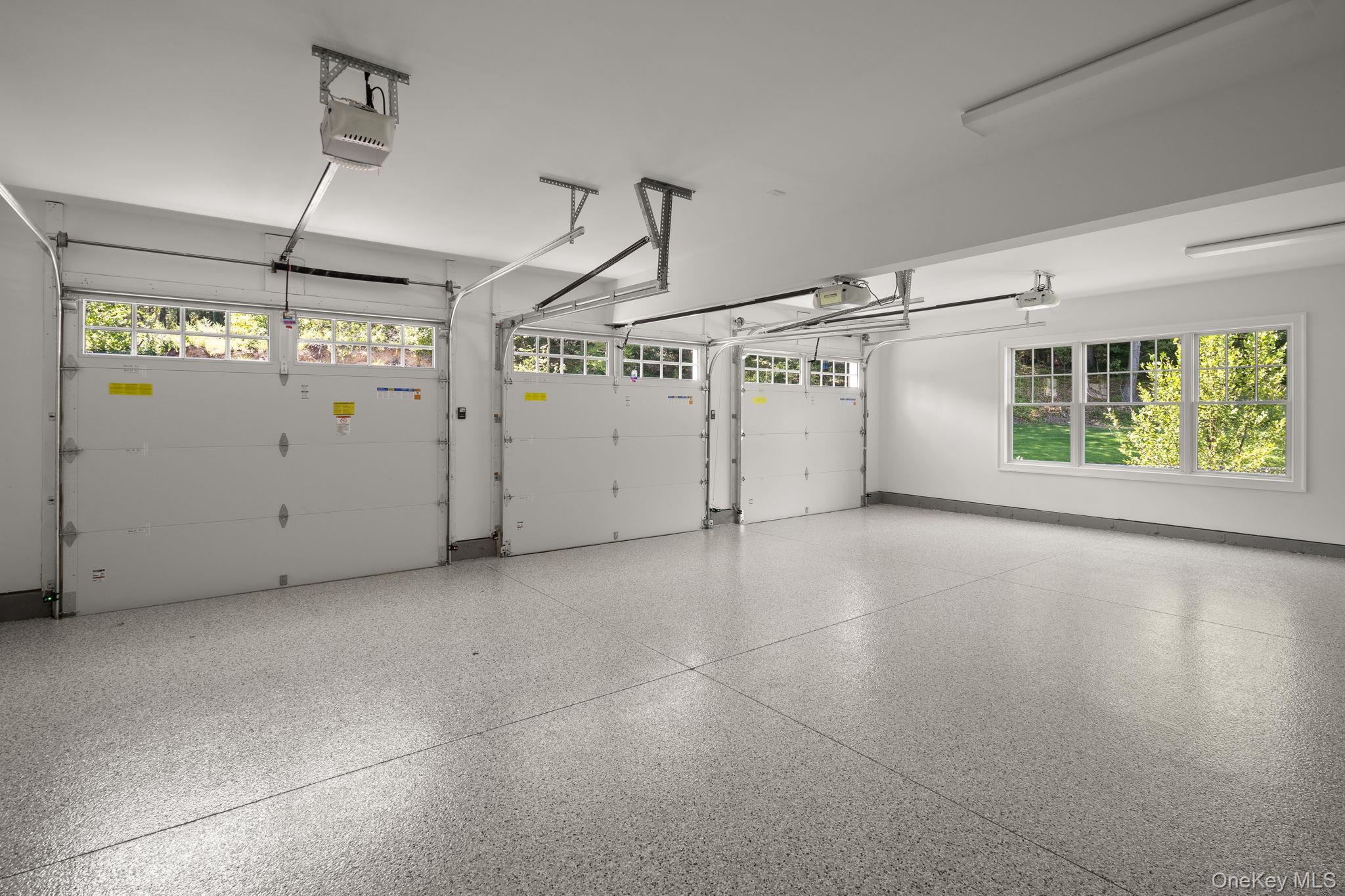 68 Saw Mill Road, Cold Spring Harbor, NY 11724