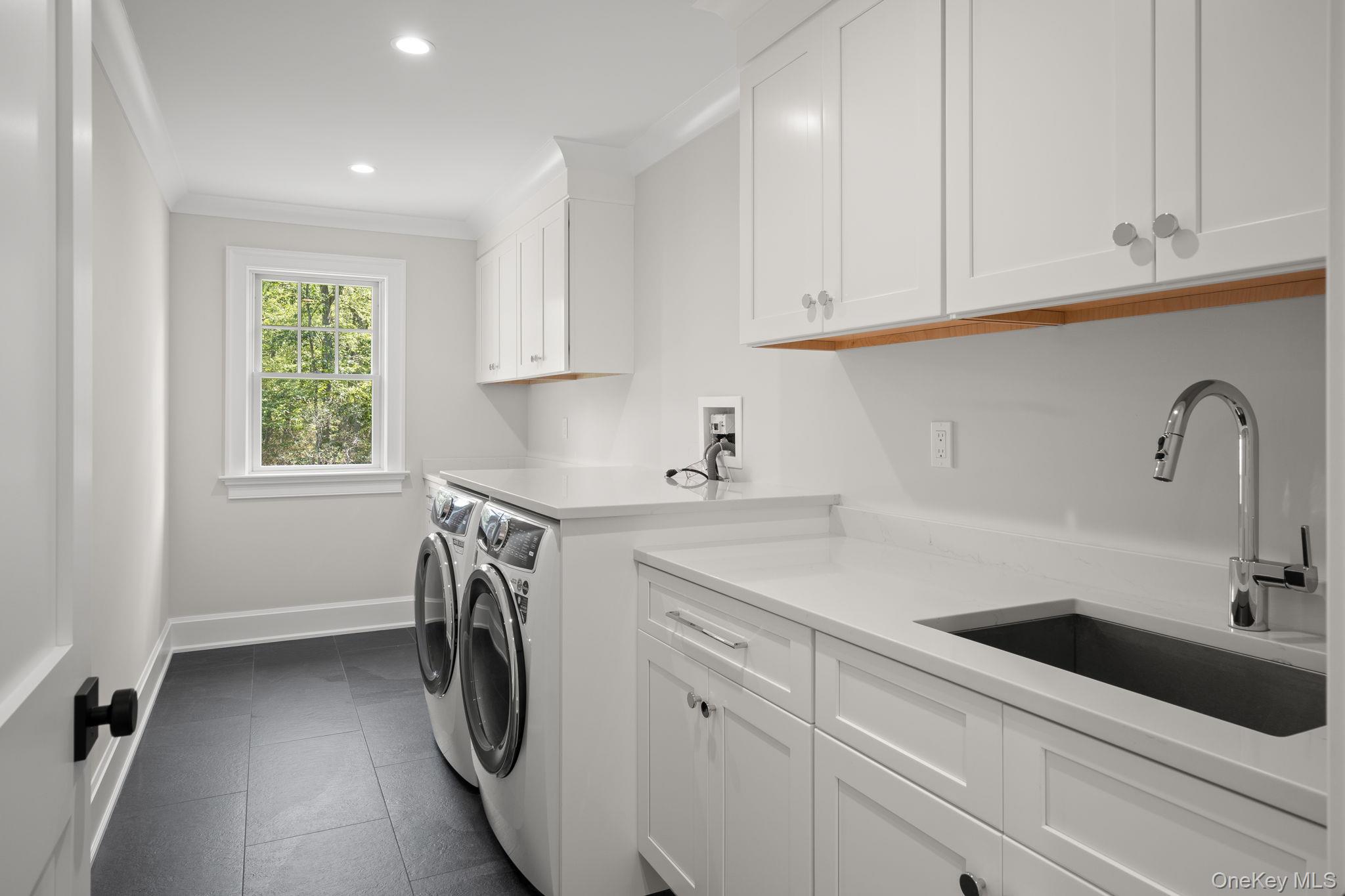 68 Saw Mill Road, Cold Spring Harbor, NY 11724