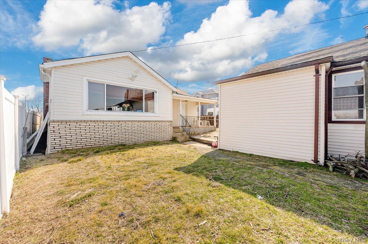 214 Beach 3rd Street, Far Rockaway, NY 11691