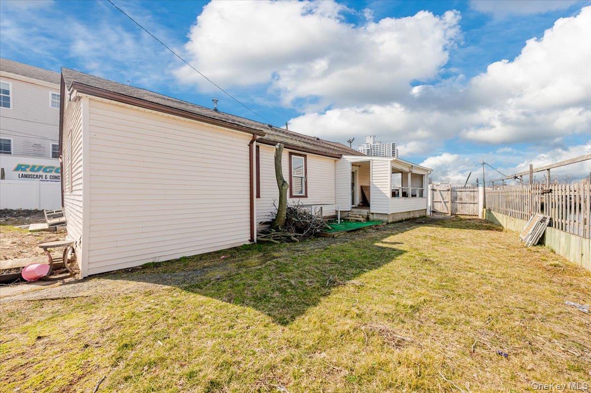 214 Beach 3rd Street, Far Rockaway, NY 11691