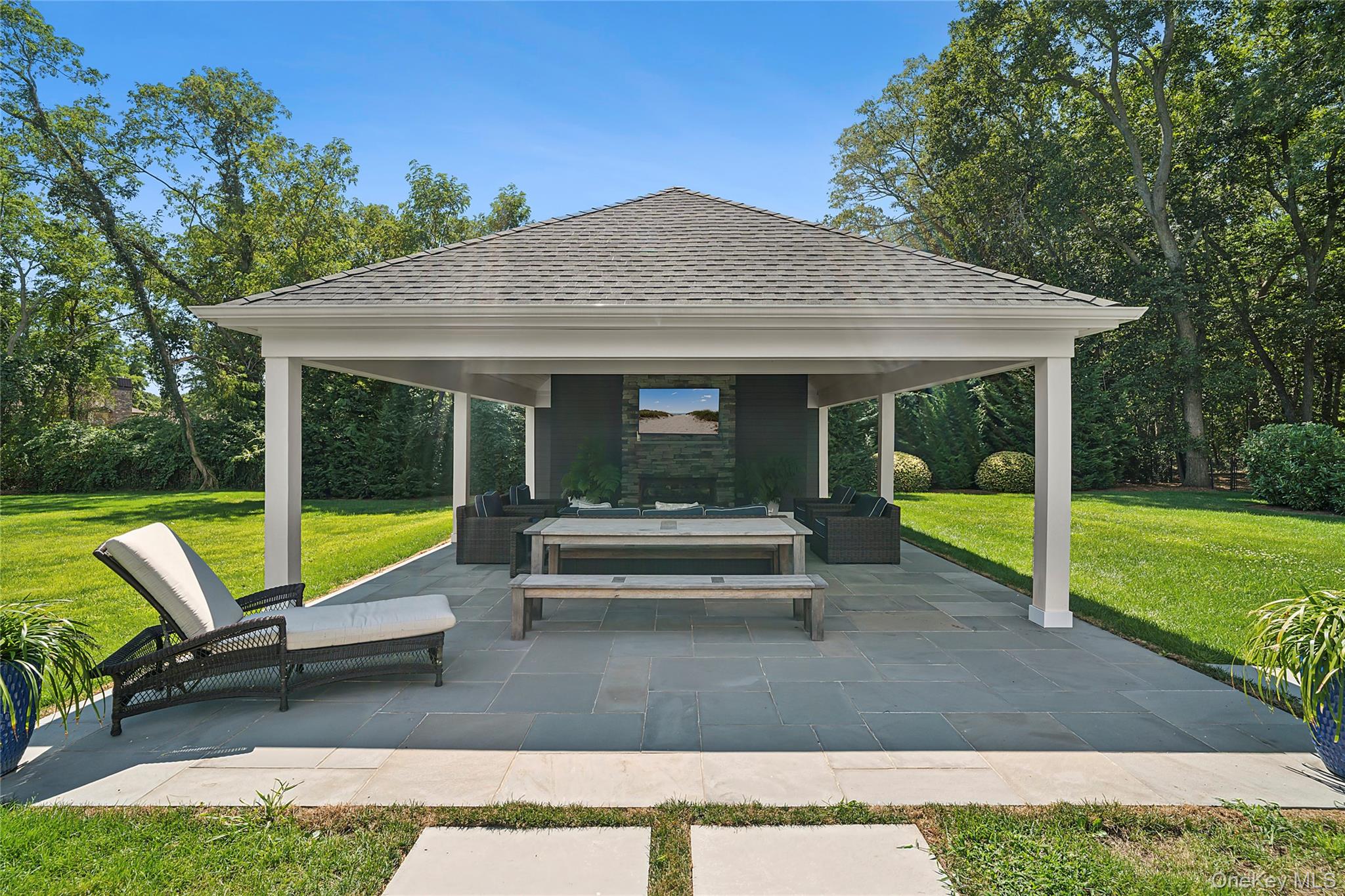 75 Inlet View Path, East Moriches, NY 11940