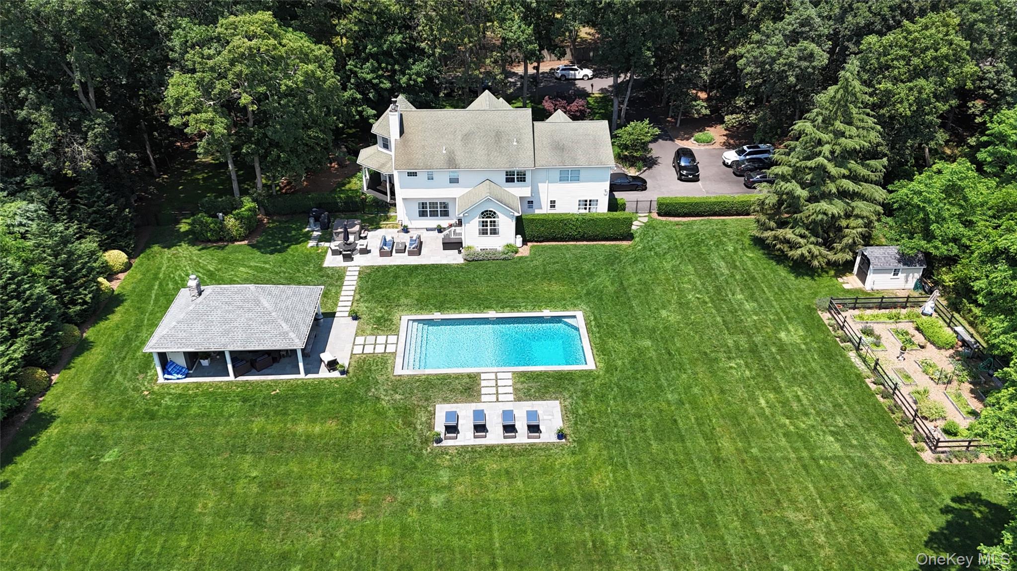 75 Inlet View Path, East Moriches, NY 11940