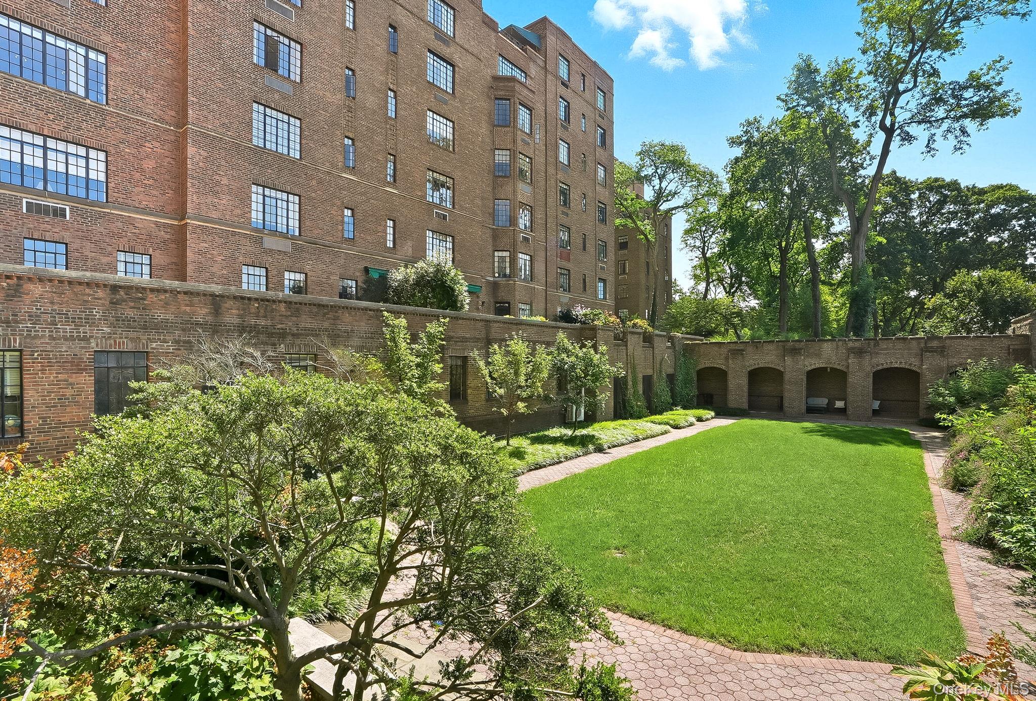 100 W Ardsley Avenue # 2G, Ardsley-on-Hudson, NY 10503