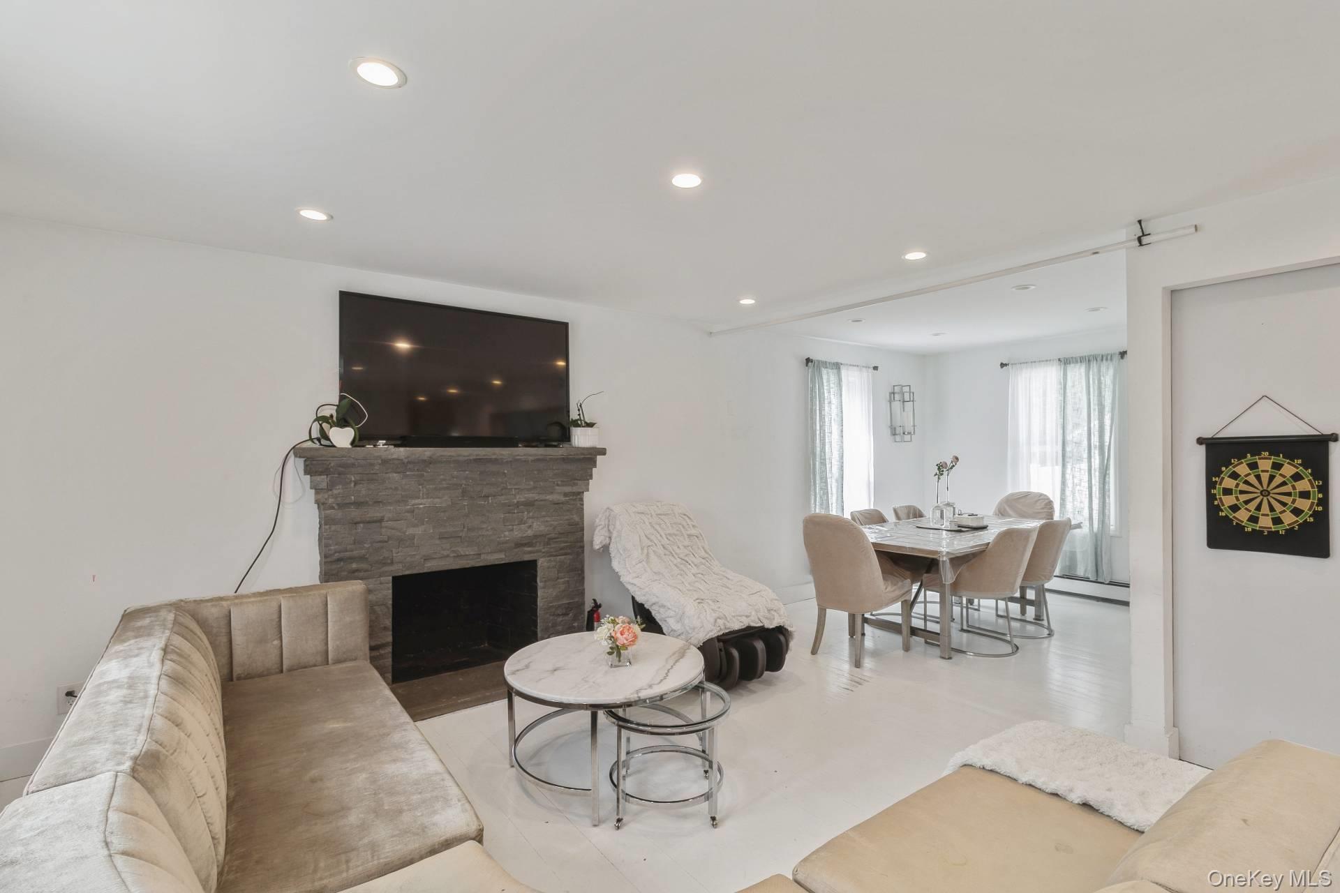 618 Corwin Street, Riverhead, NY 11901