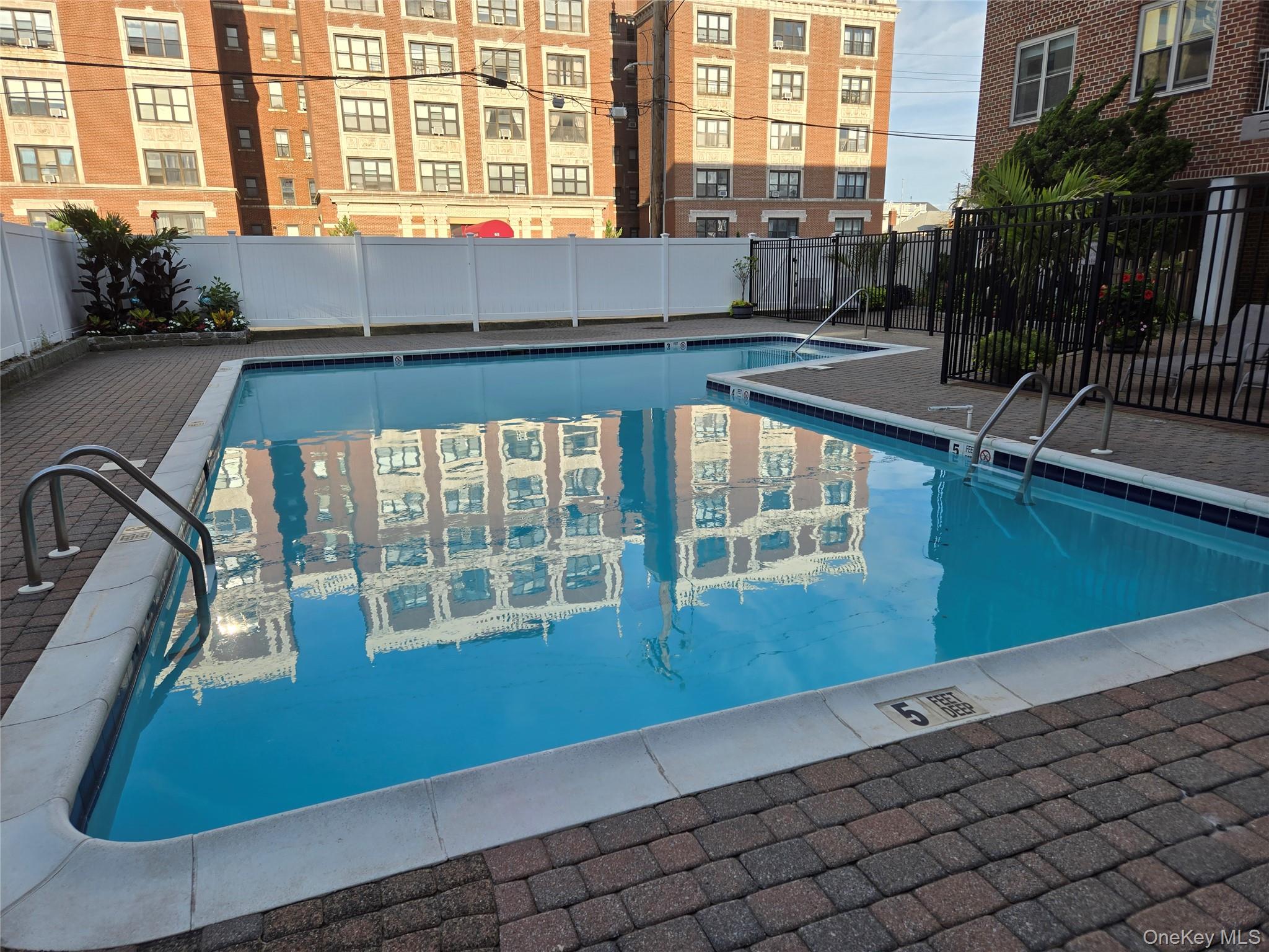 410 East Broadway # 7R, Long Beach, NY 11561