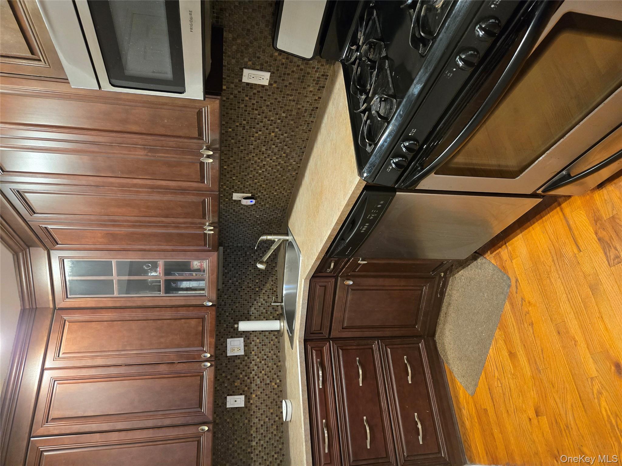 410 East Broadway # 7R, Long Beach, NY 11561