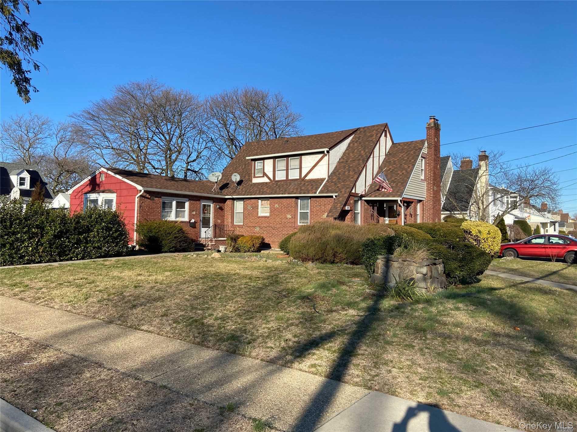 819 Edward Street, Baldwin, NY 11510