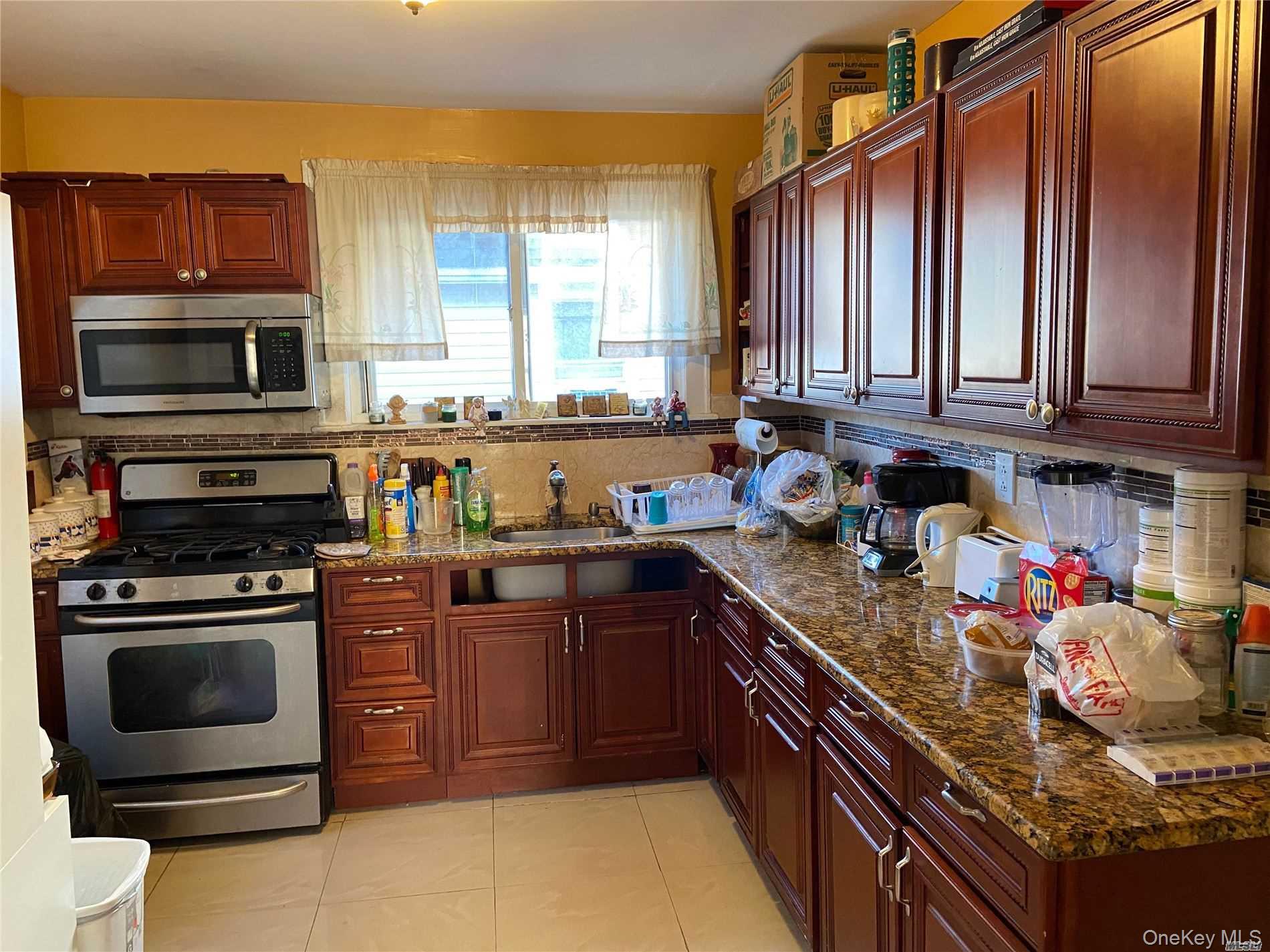 819 Edward Street, Baldwin, NY 11510