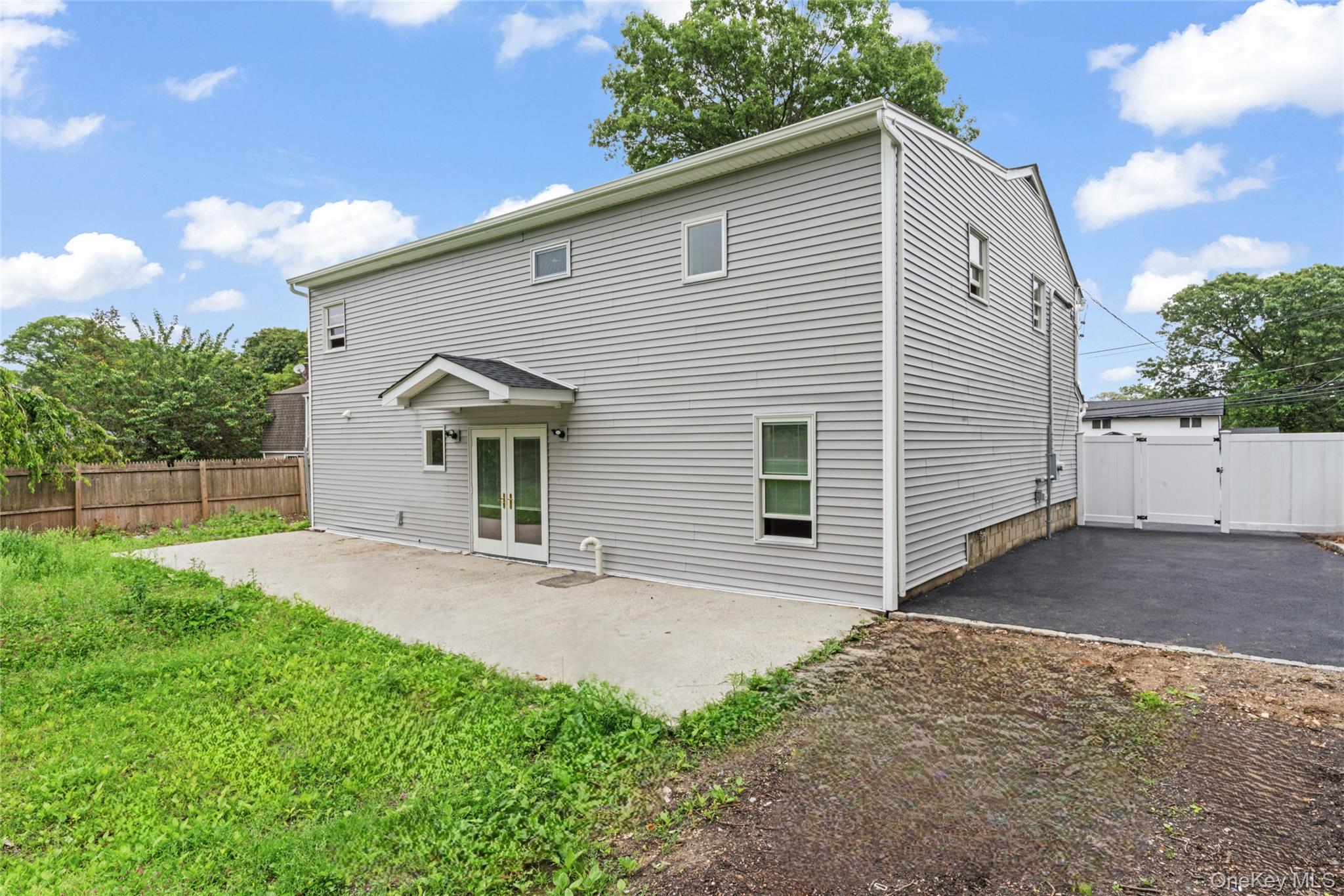 350 Holbrook Road, Ronkonkoma, NY 1779