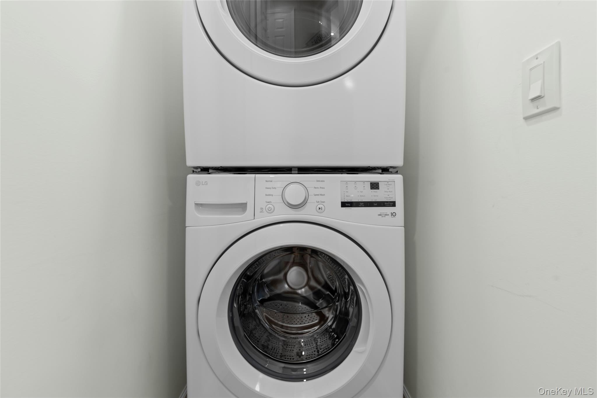 350 Holbrook Road, Ronkonkoma, NY 1779