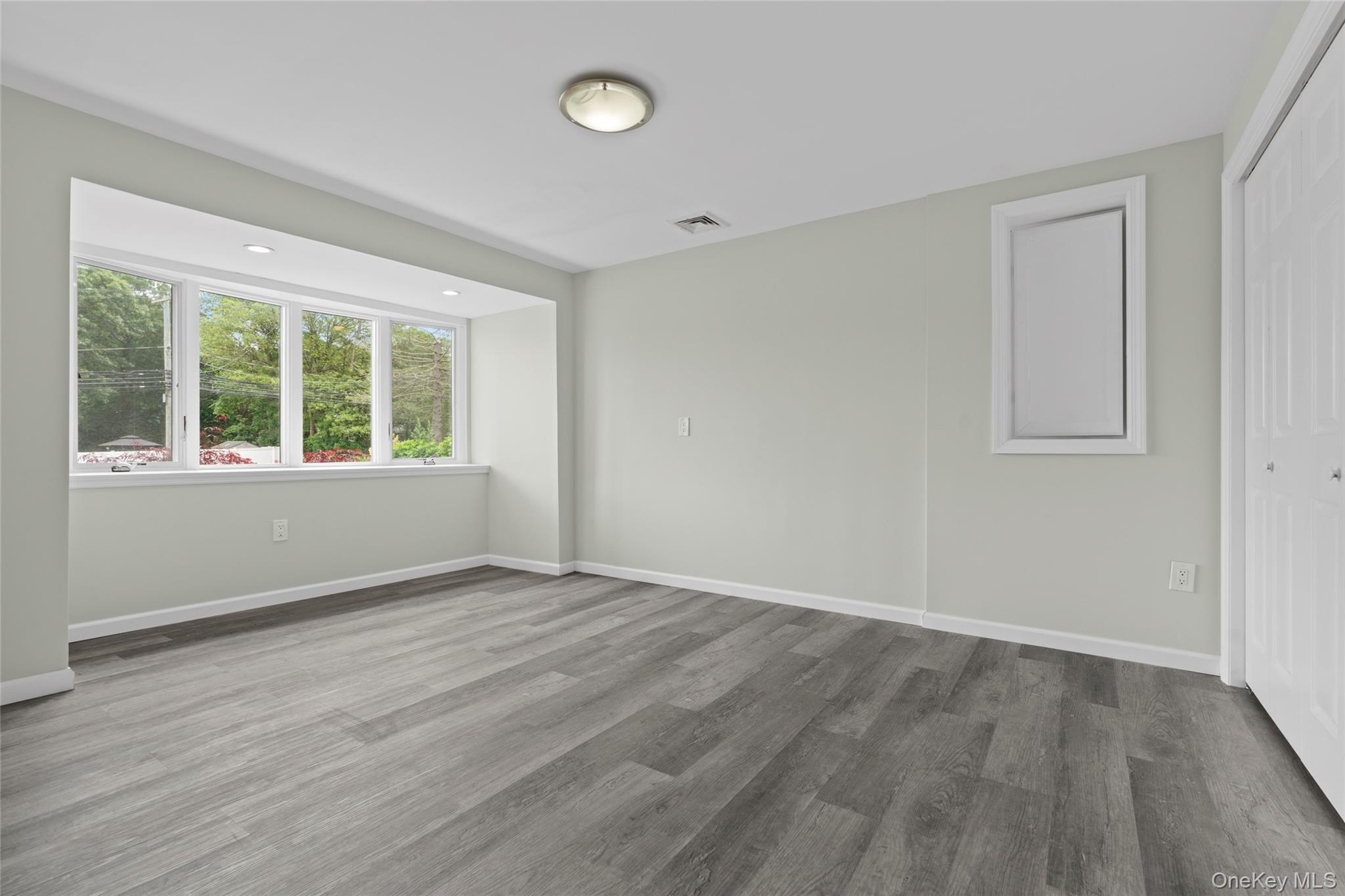 350 Holbrook Road, Ronkonkoma, NY 1779